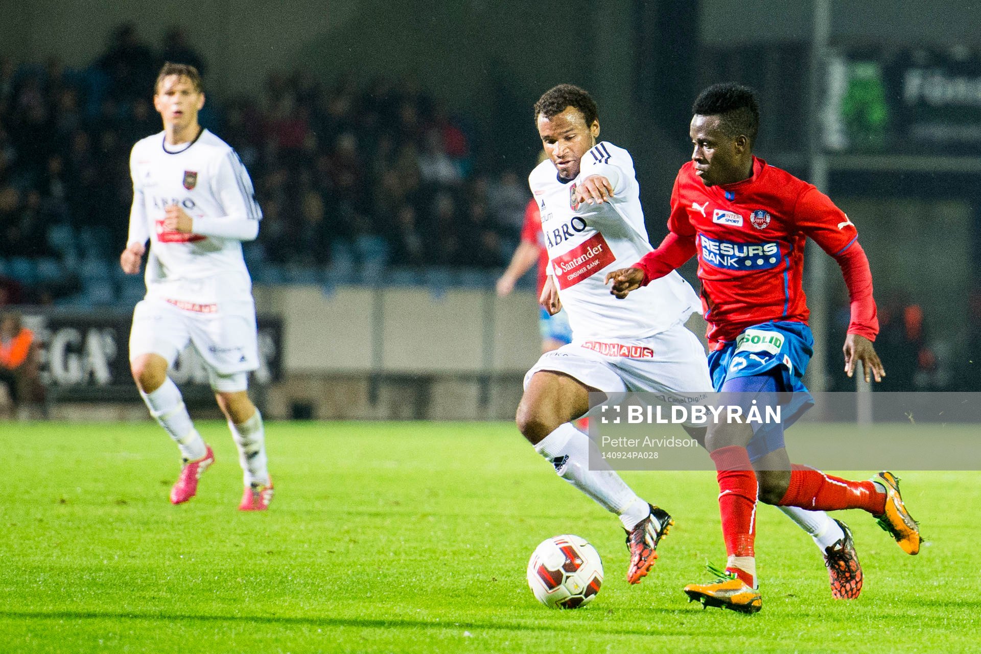 Helsingborgs David Accam och Brommapojkarnas Serge-Junior