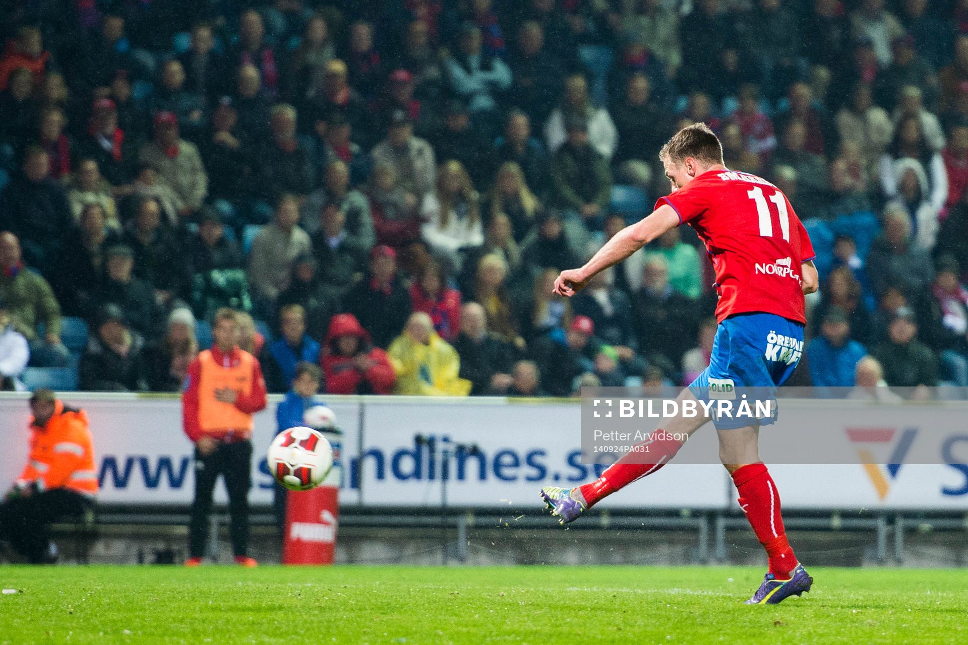 Helsingborgs Arnór Smárason skjuter in 3-1