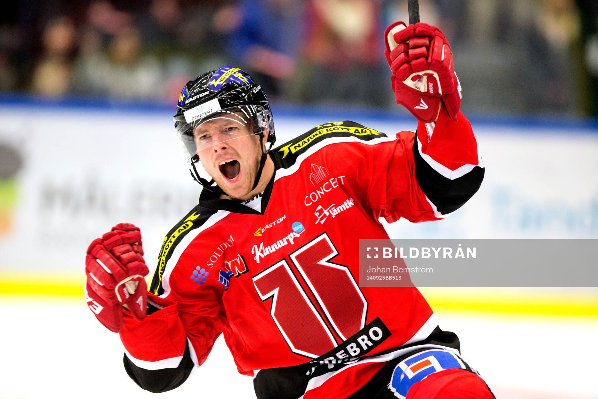 Örebros Anders Eriksson jublar