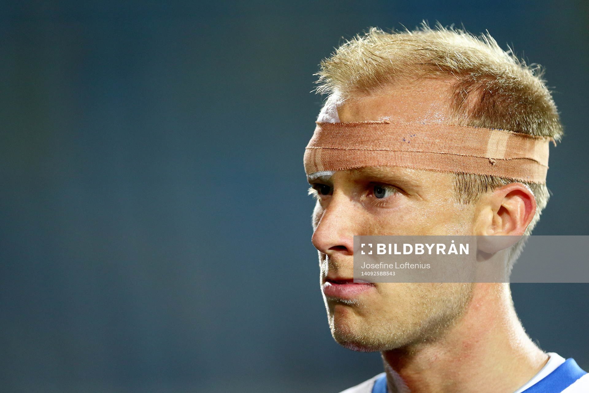 Norrköpings Andreas Johansson skadade sig och blev tejpad
