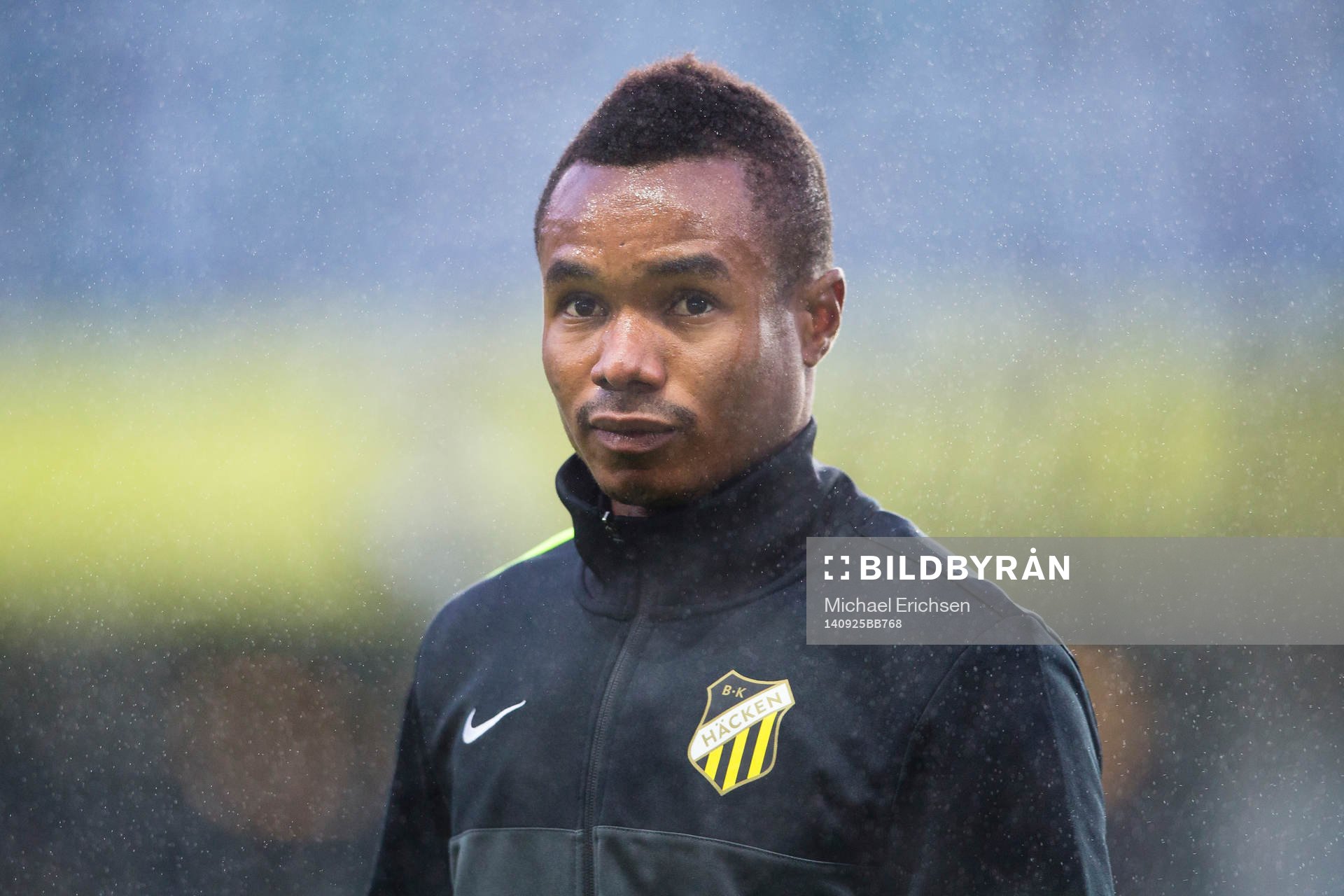 Häckens Nasiru Mohammed innan fotbollsmatchen i