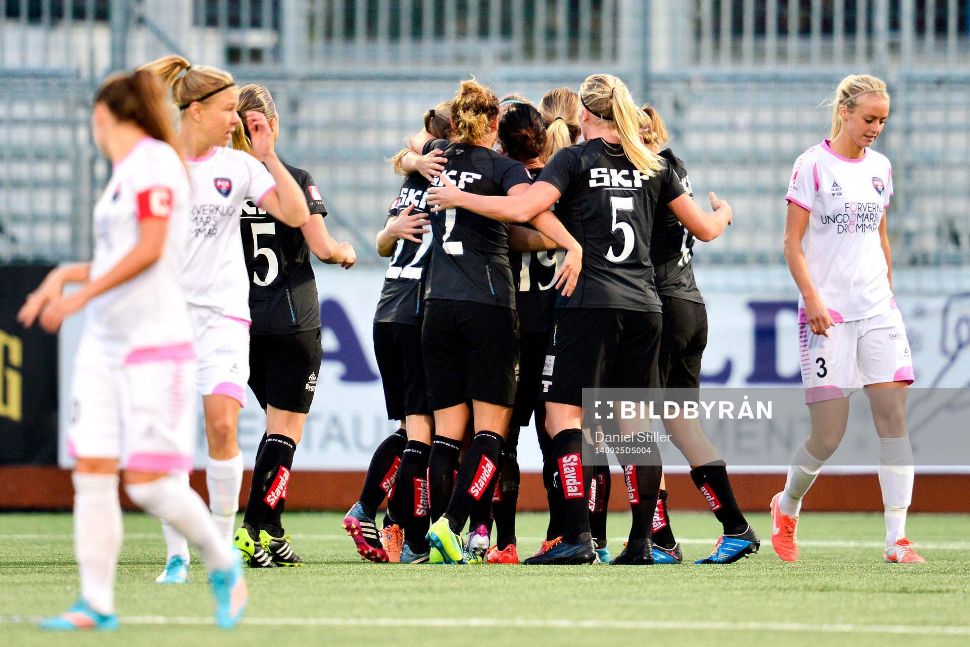 Göteborgs Lieke Martens jublar