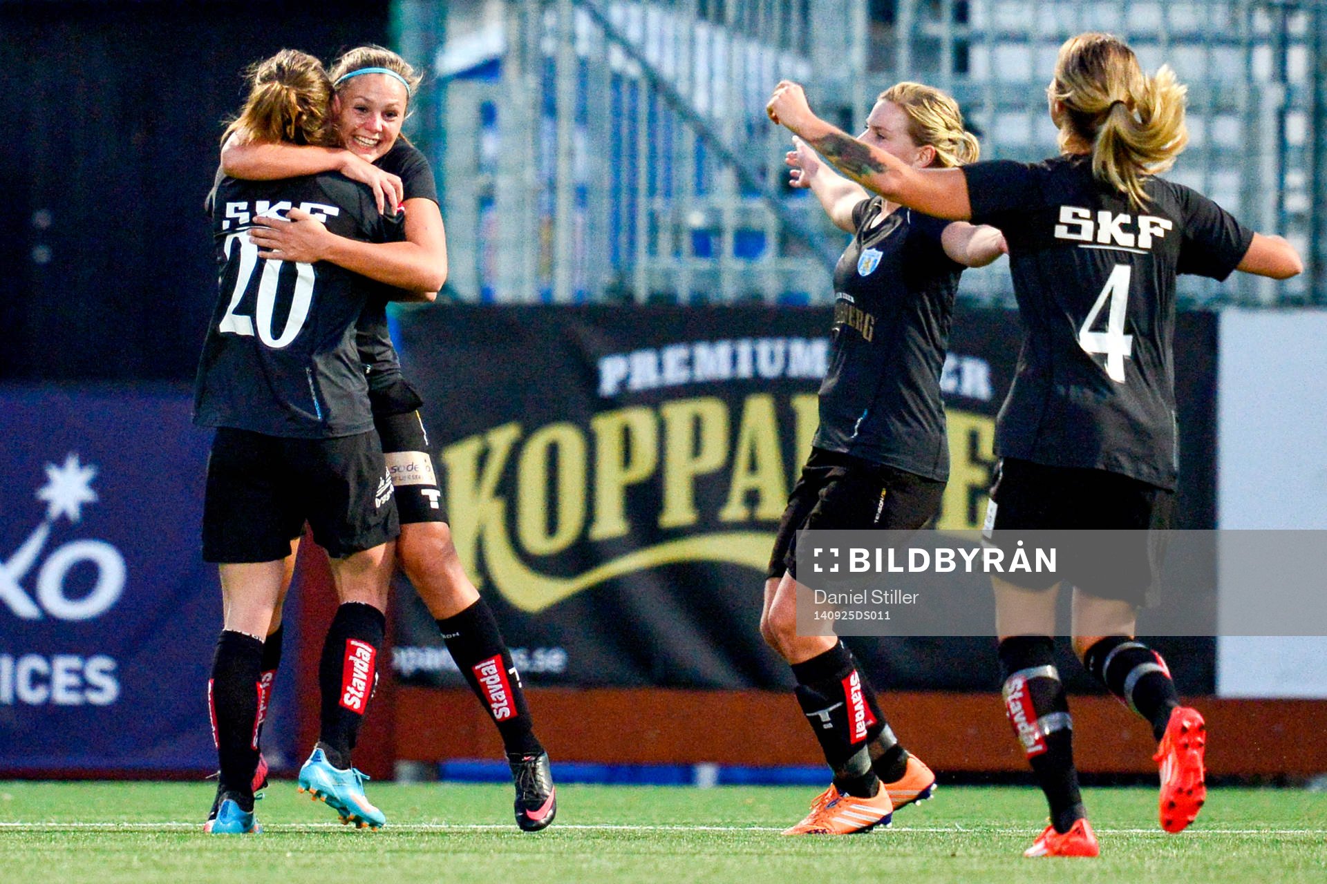 Göteborgs Lieke Martens jublar