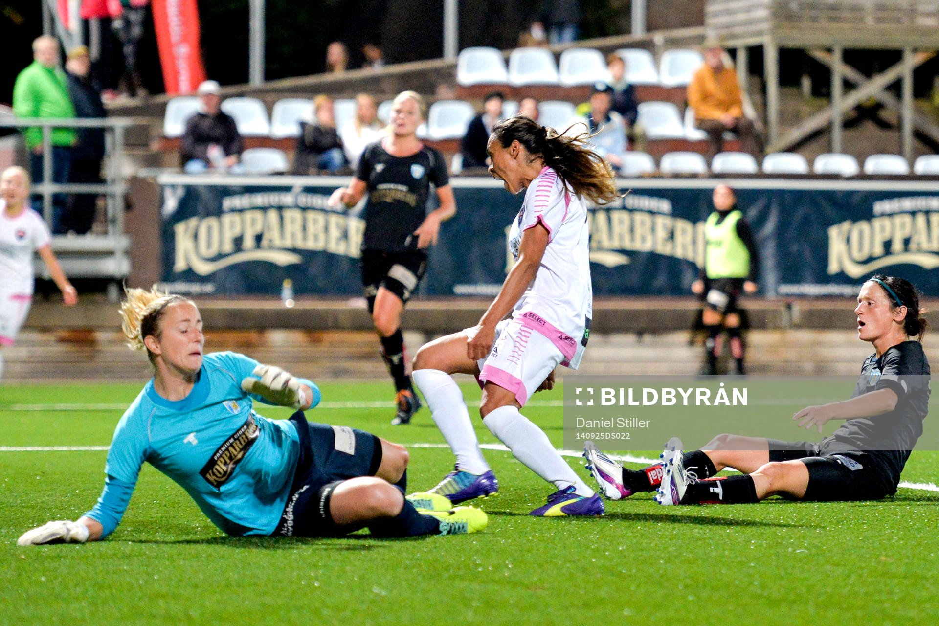 Rosengårds Marta Viera Da Silva jublar