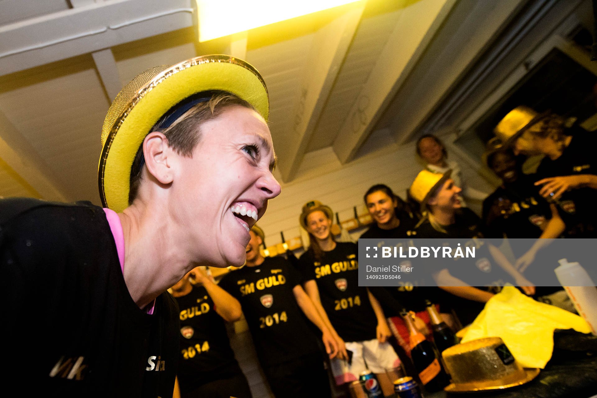 Rosengårds Therese Sjögran jublar efter att ha säkrat SM-guldet efter fotbollsmatchen i Damallsvenskan mellan Göteborg och Rosengård den 25 september 2014 i Göteborg.