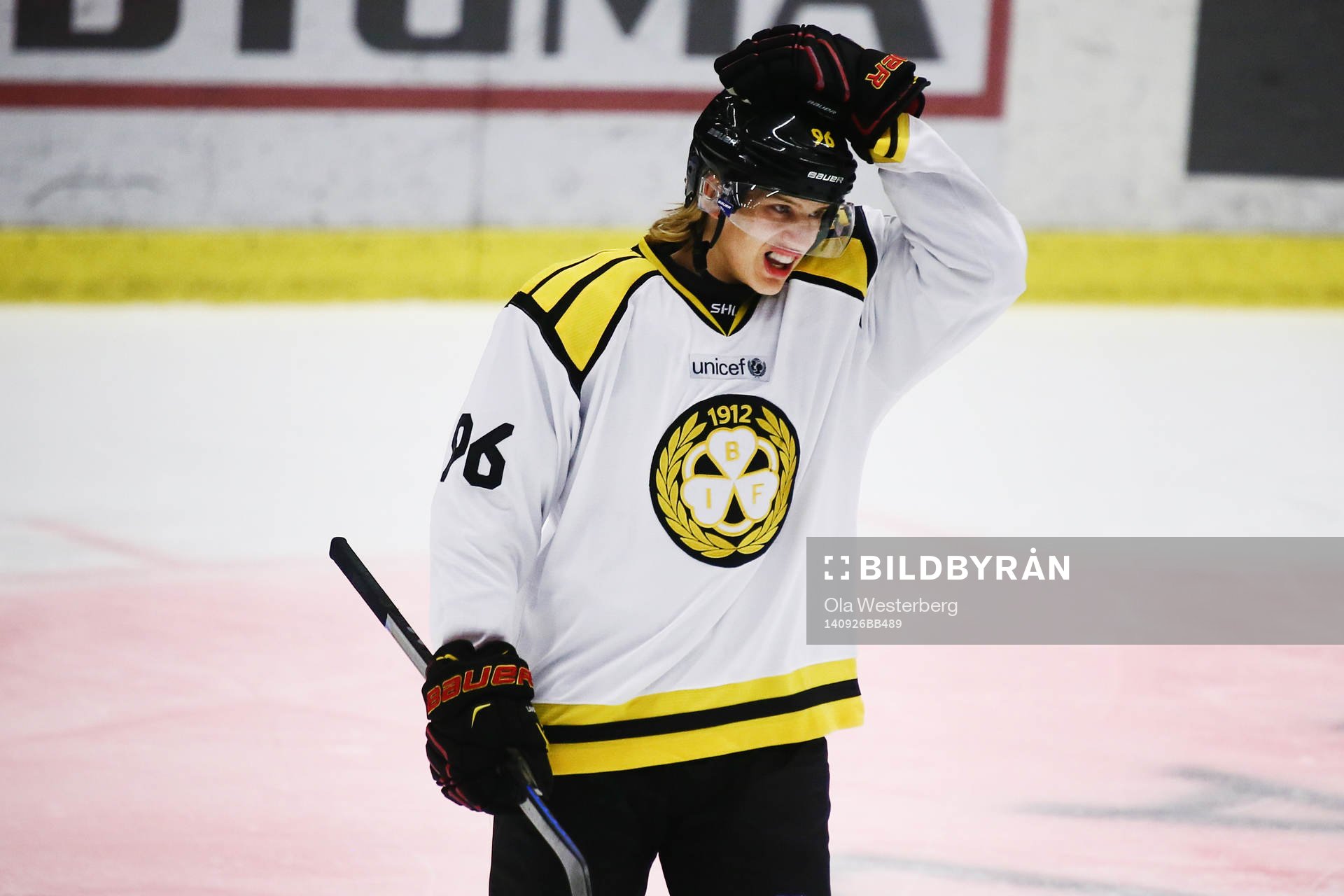 Brynäs Oskar Lindblom deppar