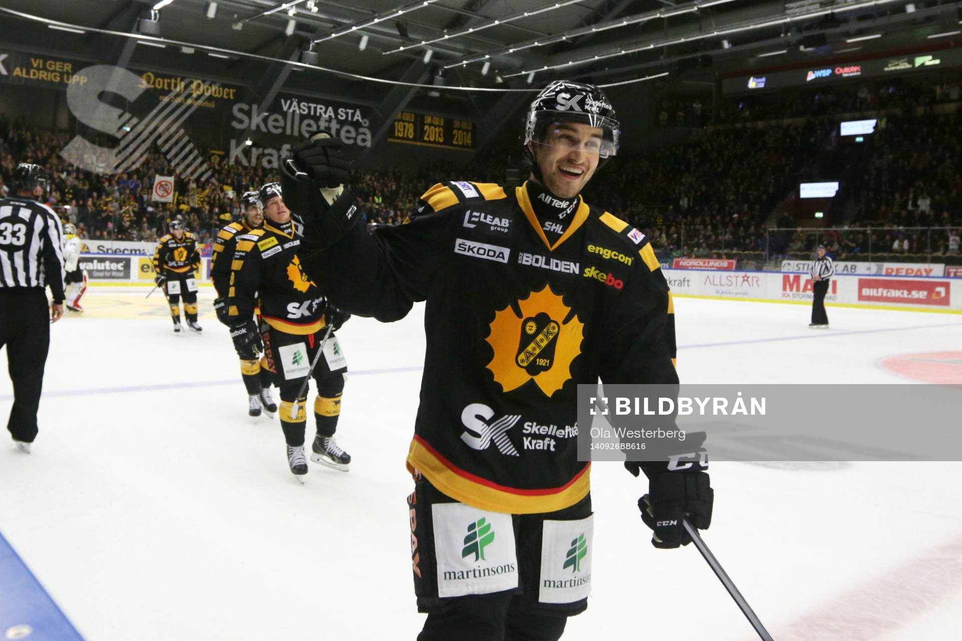 Skellefteås Andrew Calof jublar