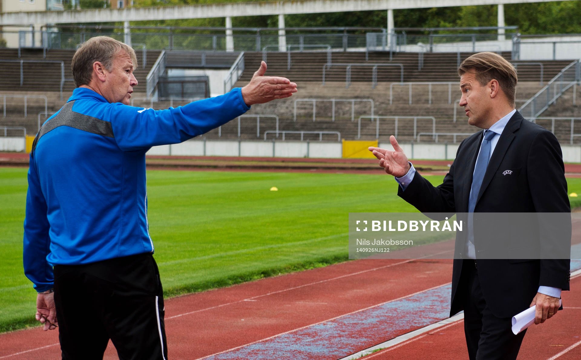 Malmö FFs tränare Åge Hareide reagerar starkt på att