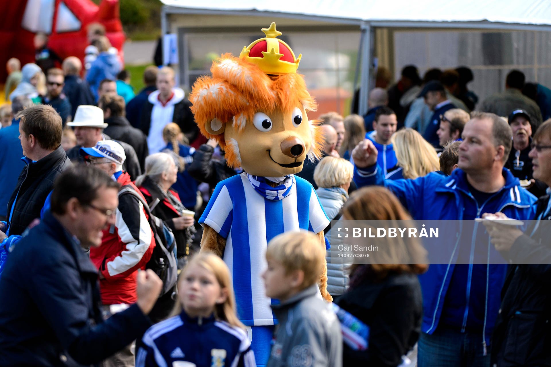 IFK Göteborgs maskot, Leo, under kamratgårdens dag den 27 september 2014 i Göteborg.