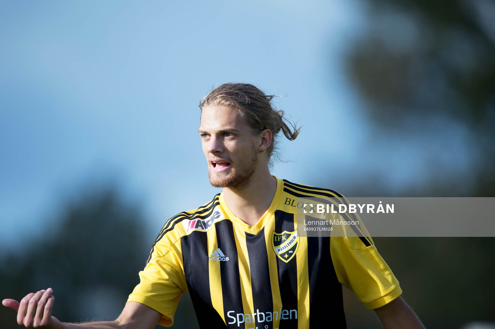 IFK Hässleholms Linus Karlsson i matchen i division 3
