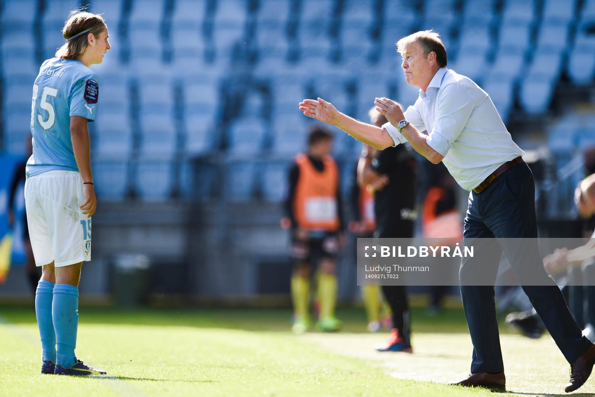 Malmö FFs tränare Åge Hareide ger direktiv till Pawel