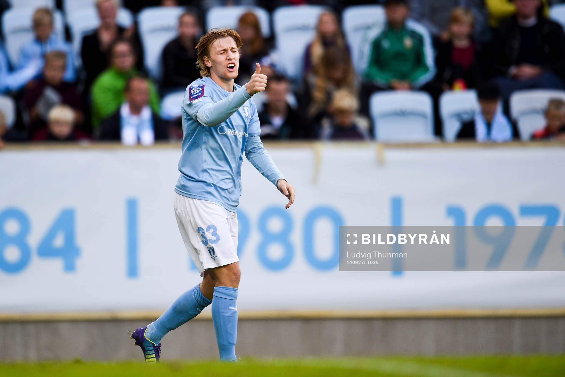 Malmö FFs Emil Forsberg gör tummen upp