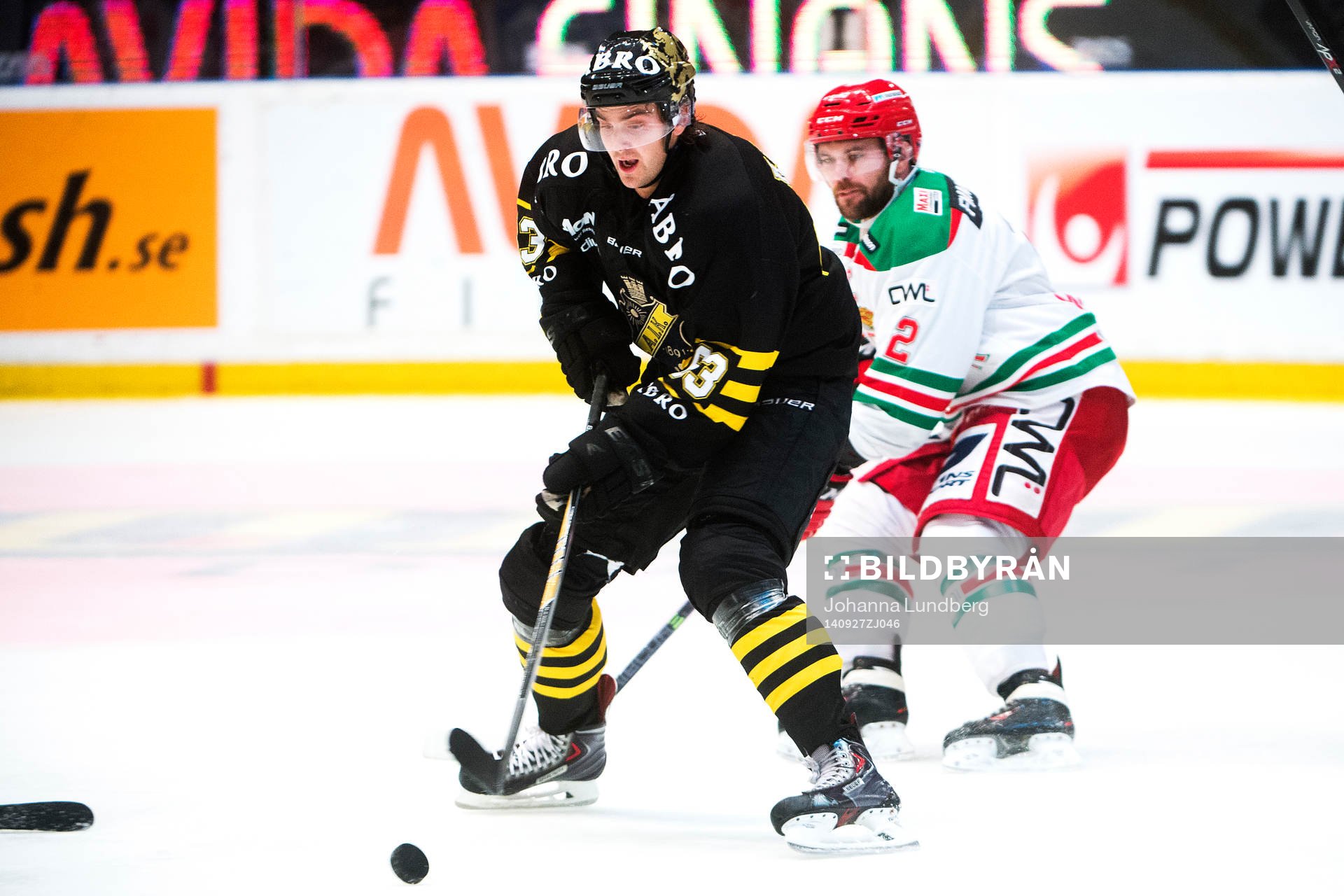 s Joakim Hagelin och Moras Kevin Mitchell