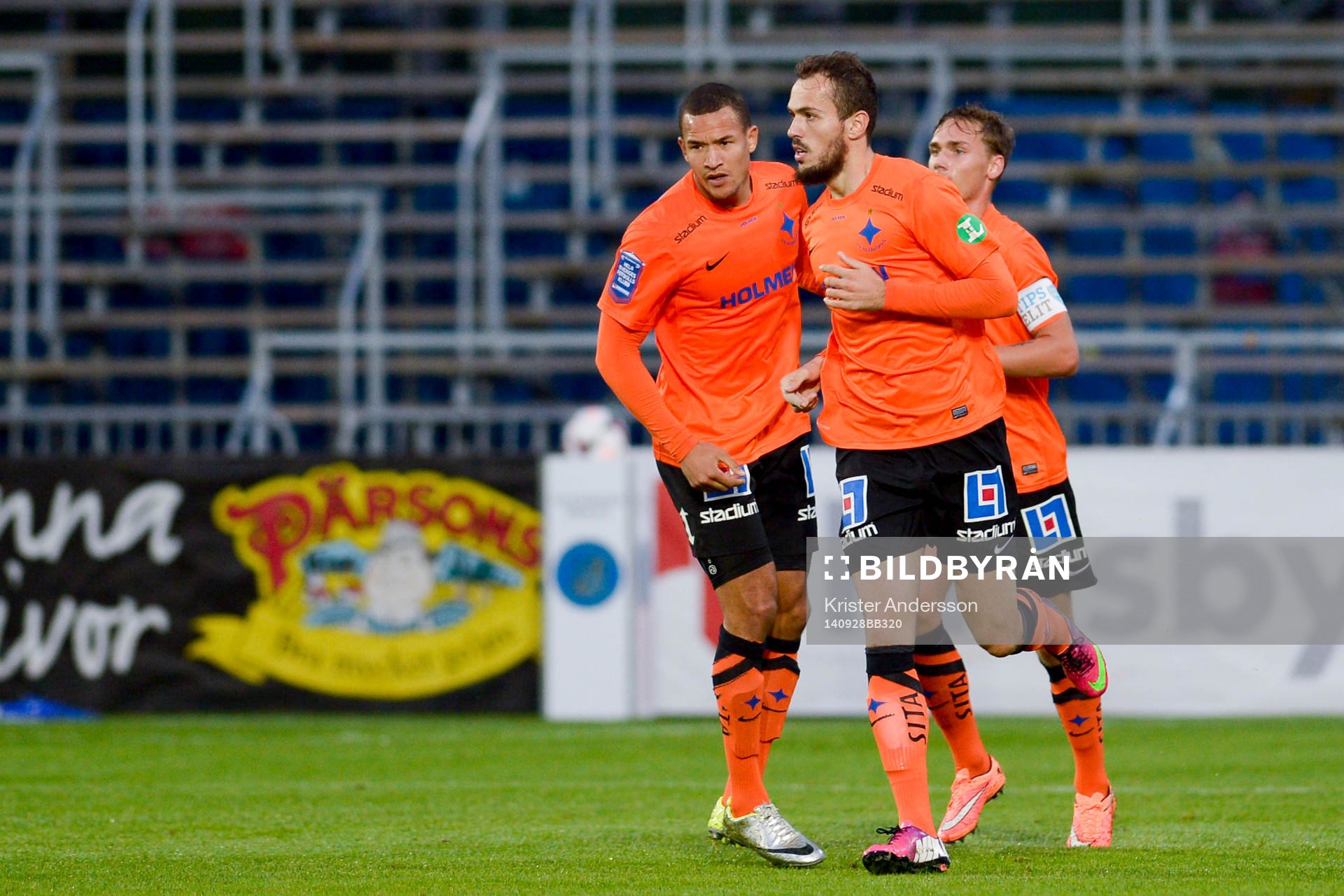 Norrköpings Emir Kujovic (m) jublar