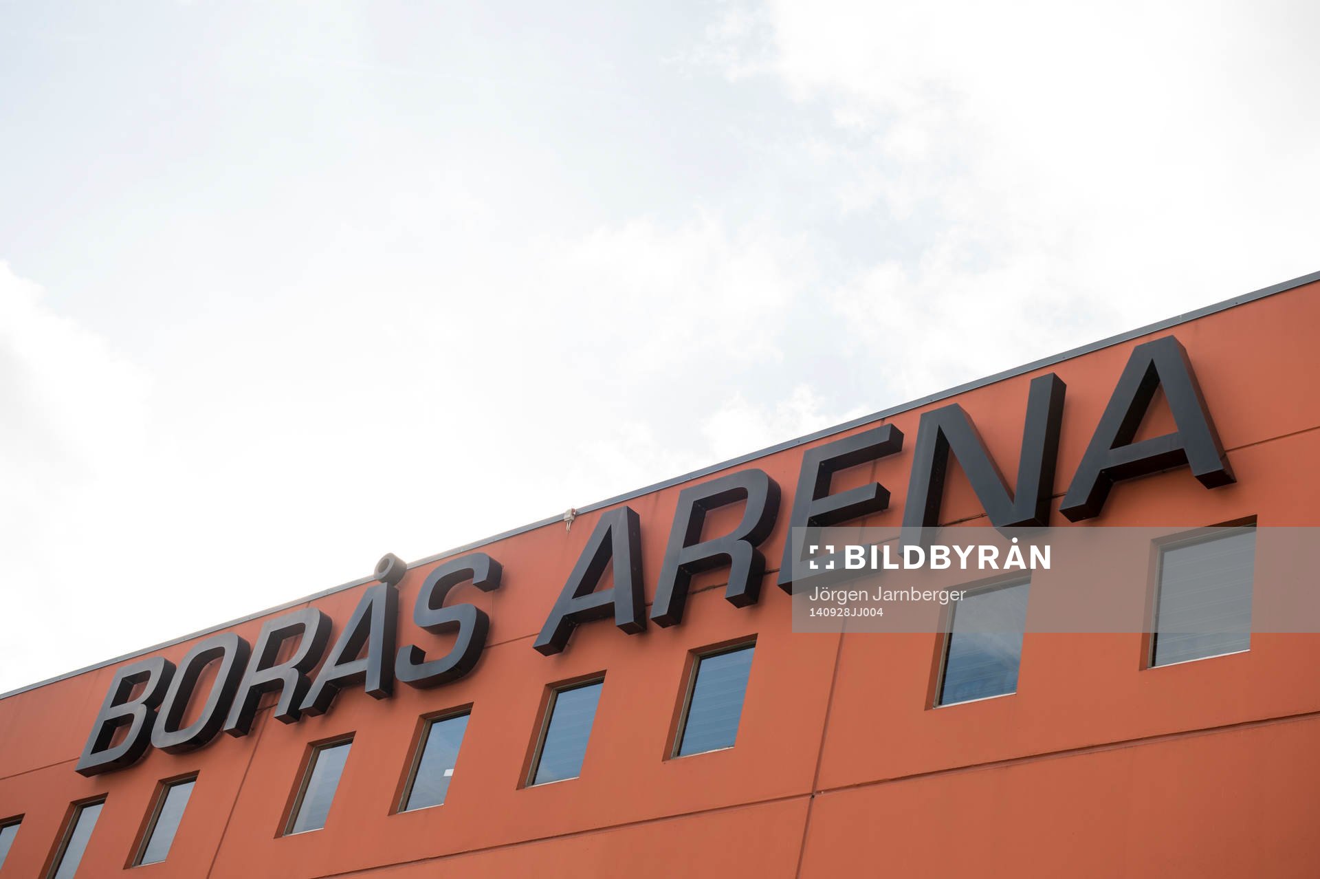Exteriör av Borås arena innan fotbollsmatchen i