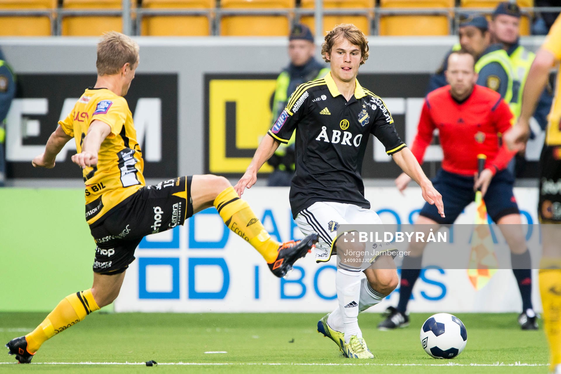 s Sam Lundholm