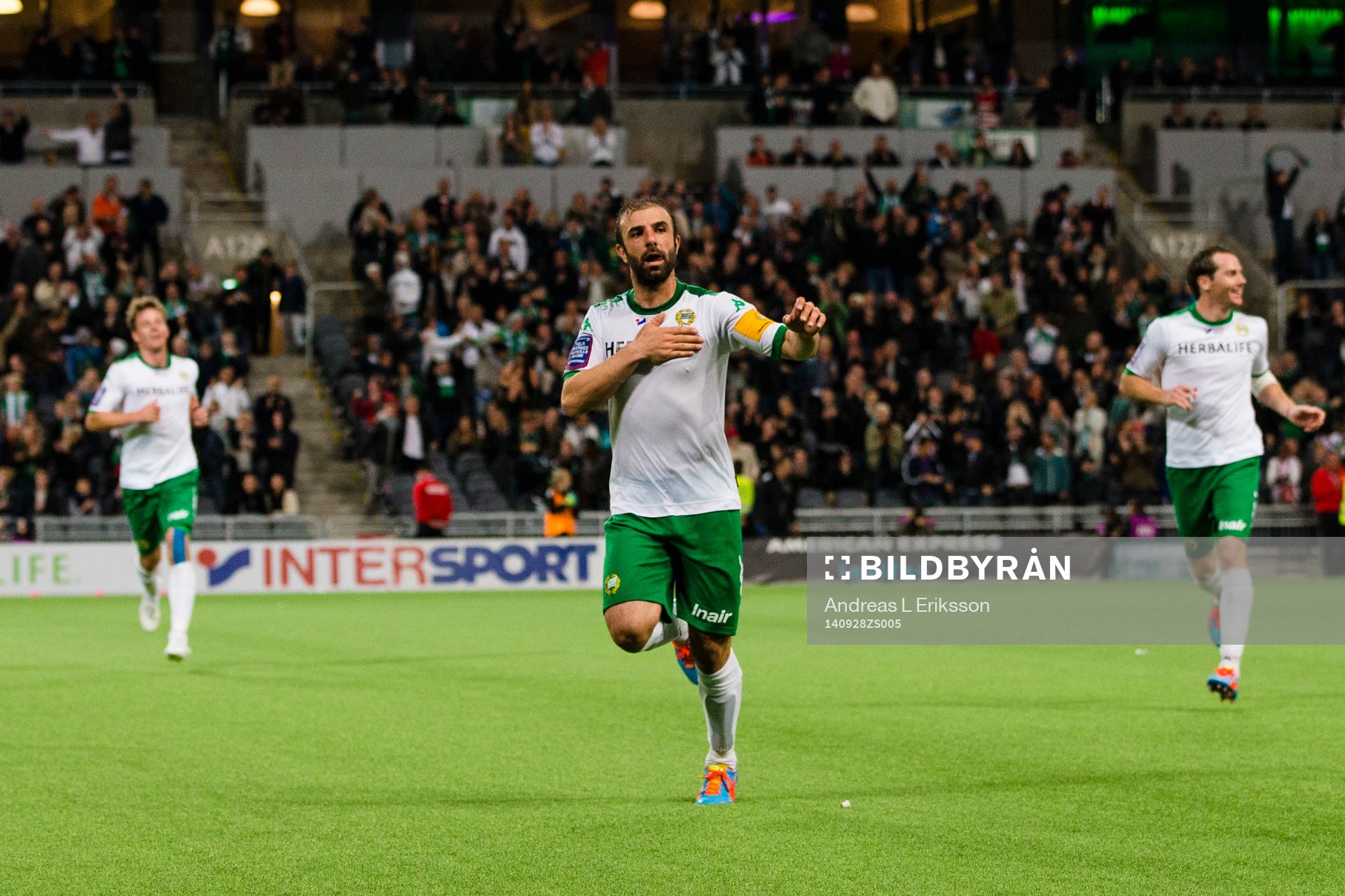 Hammarbys Kennedy Bakircioglu jublar