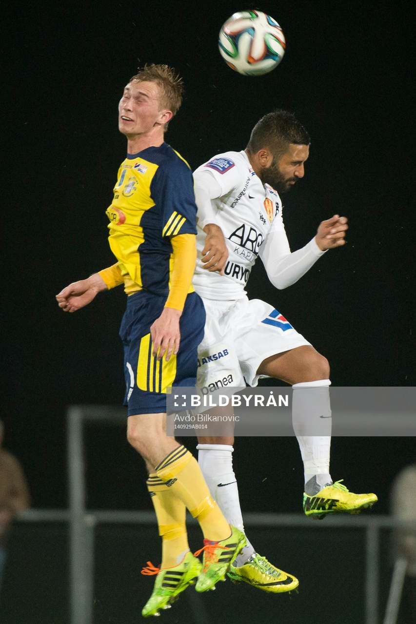 Ängelholms Albin Nilsson och Syrianskas Saman Ghoddos