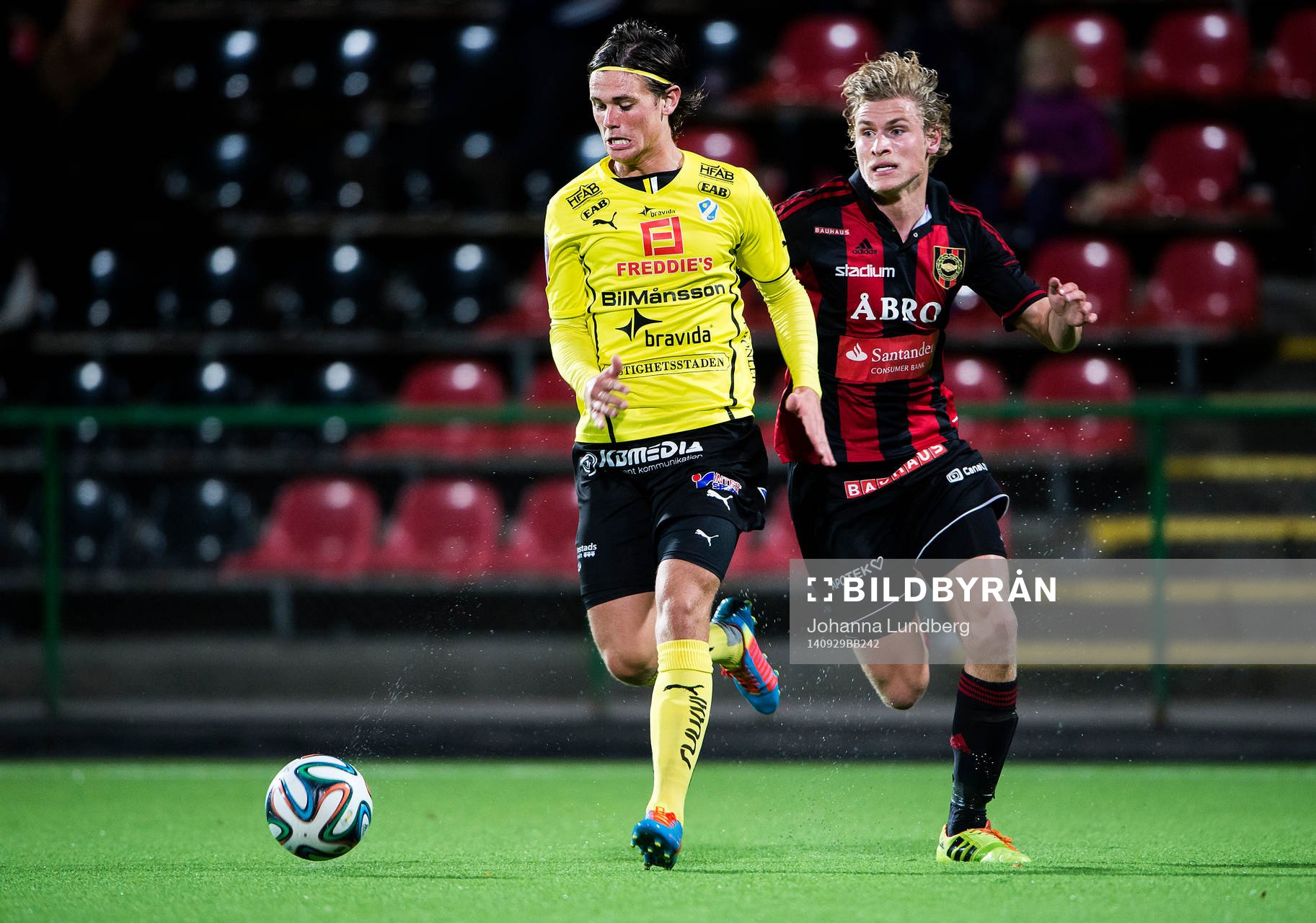Brommapojkarnas Carl Starfelt och Halmstads Marcus Antonsson
