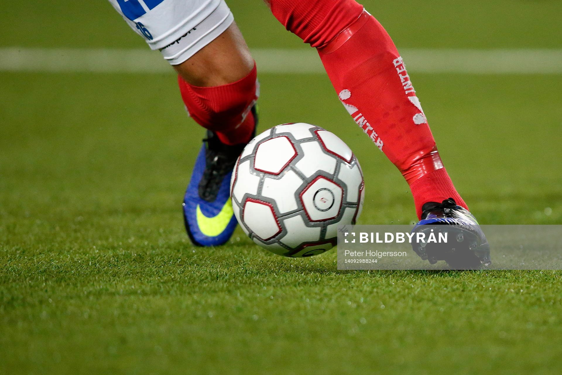 Boll, fötter och skor
