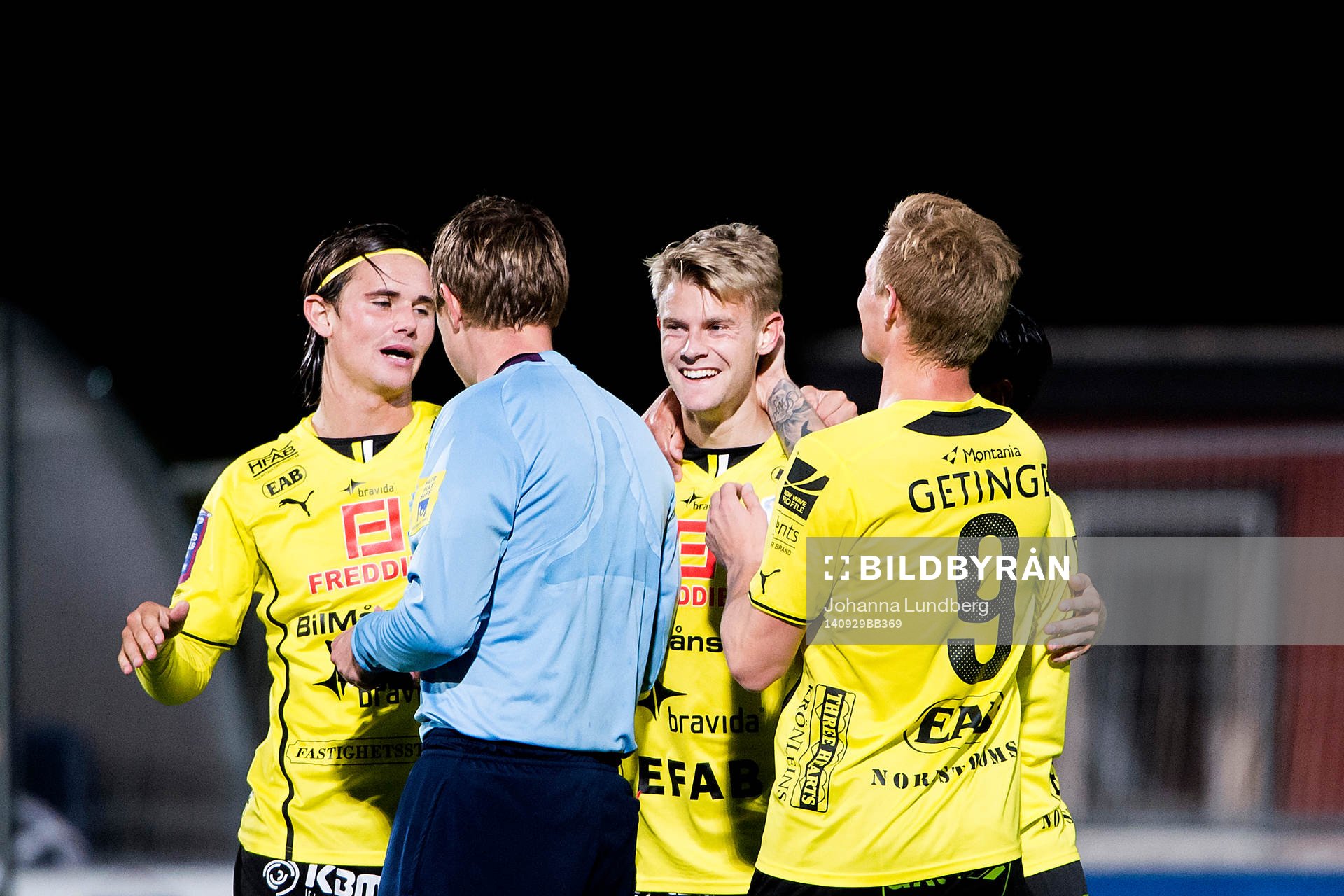 Halmstads spelare jublar