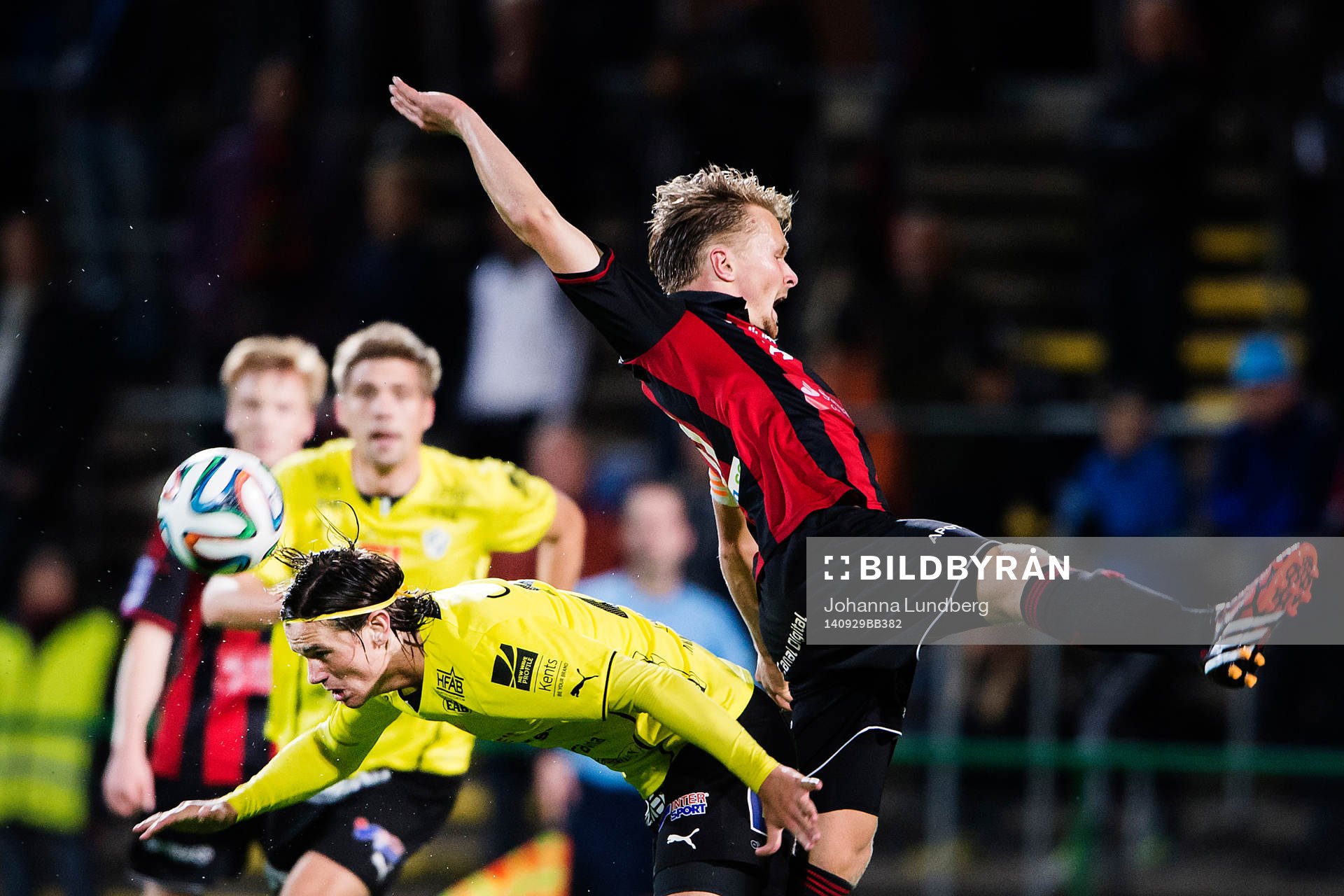Halmstads Marcus Antonsson och Brommapojkarnas Jacob Une