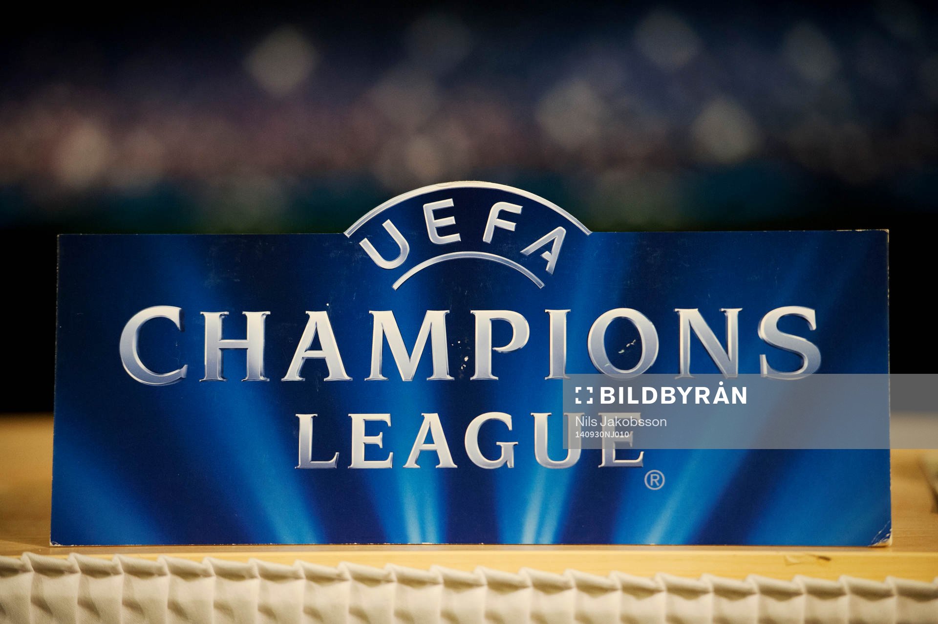 En skylt med loggan för Champions League