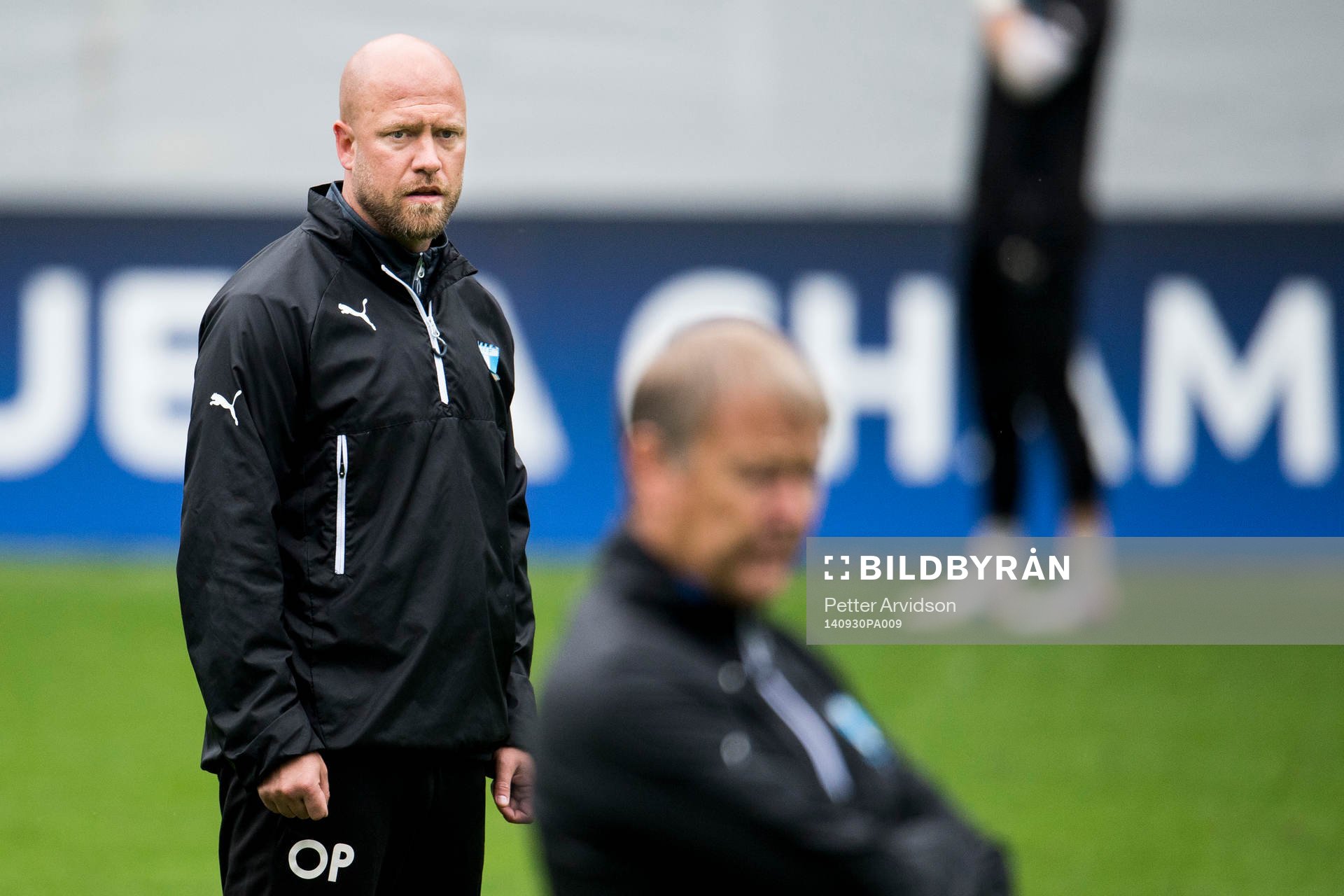Malmö FFs assisterande tränare Olof Persson och i