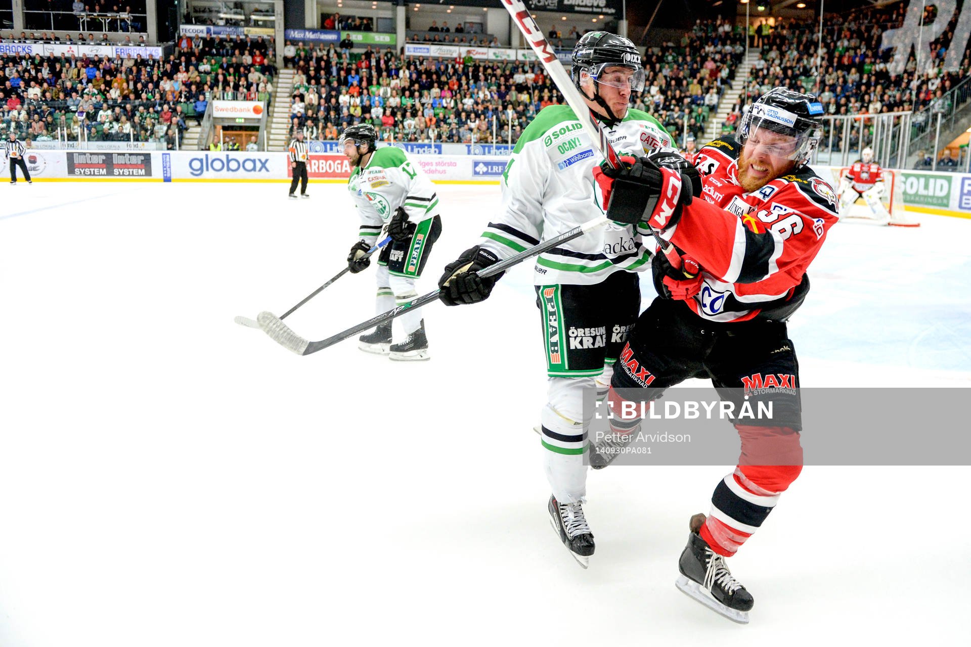 Rögles Justin Bostrom och Malmö Redhawks David Liffiton