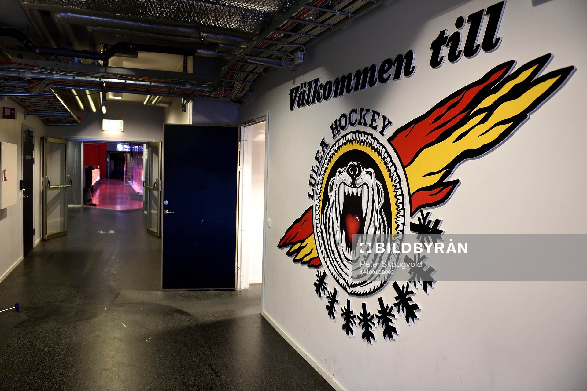 Texten Välkommen till Luleå Hockey vid ingången till