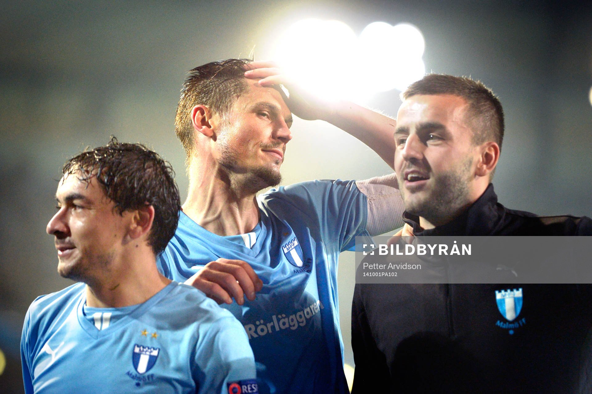 Malmö FFs Markus Rosenberg tar sig för pannan