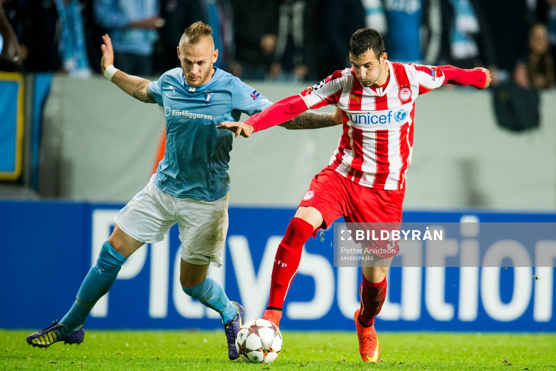 Malmö FFs Magnus Eriksson och Olympiacos Luka Milivojevi