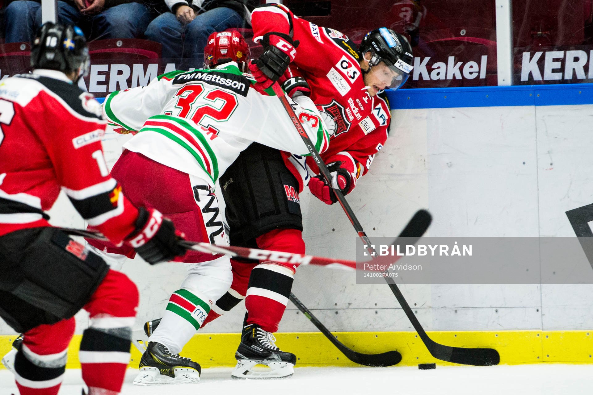 Malmö Redhawks Björn Svensson och Moras Lukas Bengtsson
