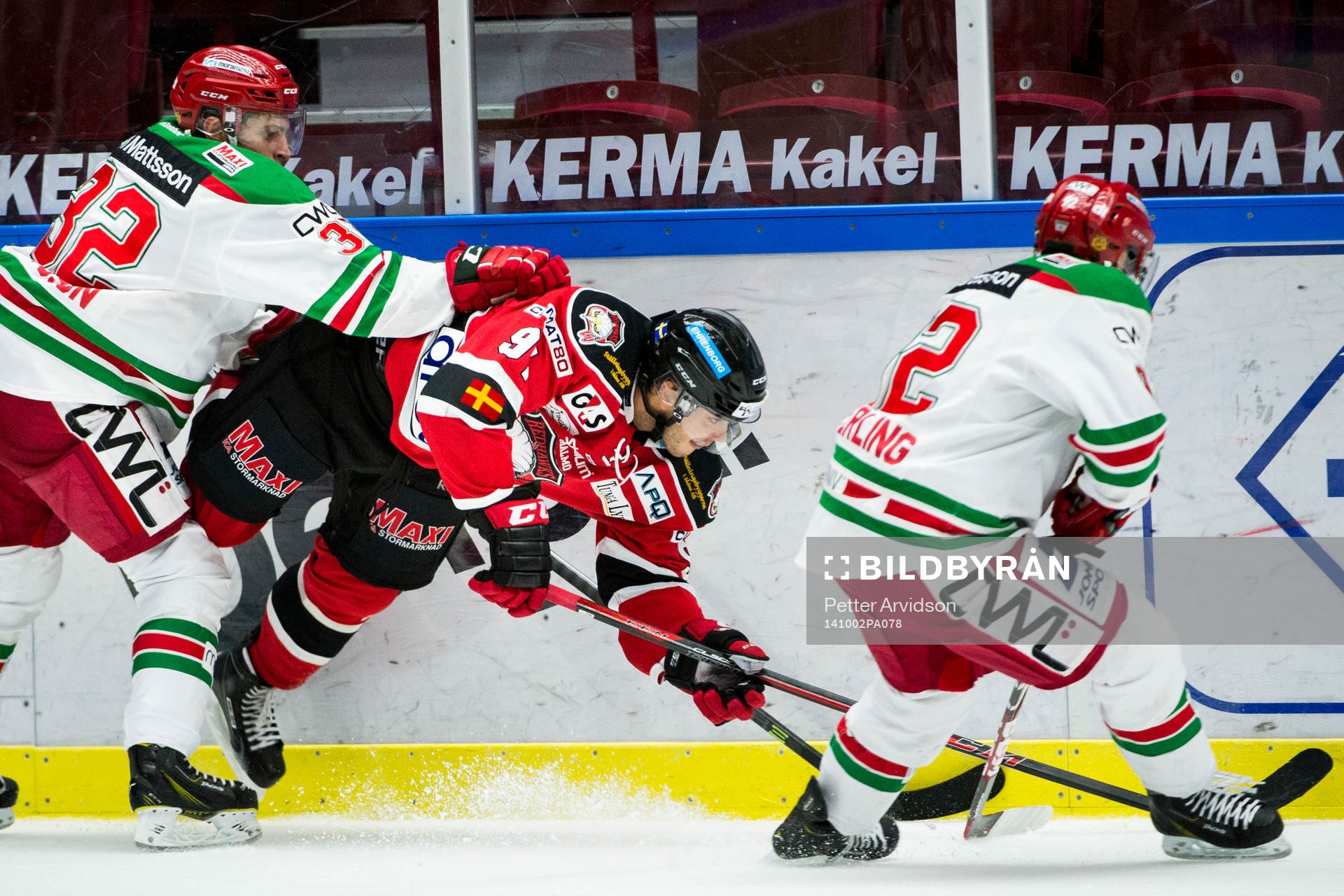 Malmö Redhawks Björn Svensson faller