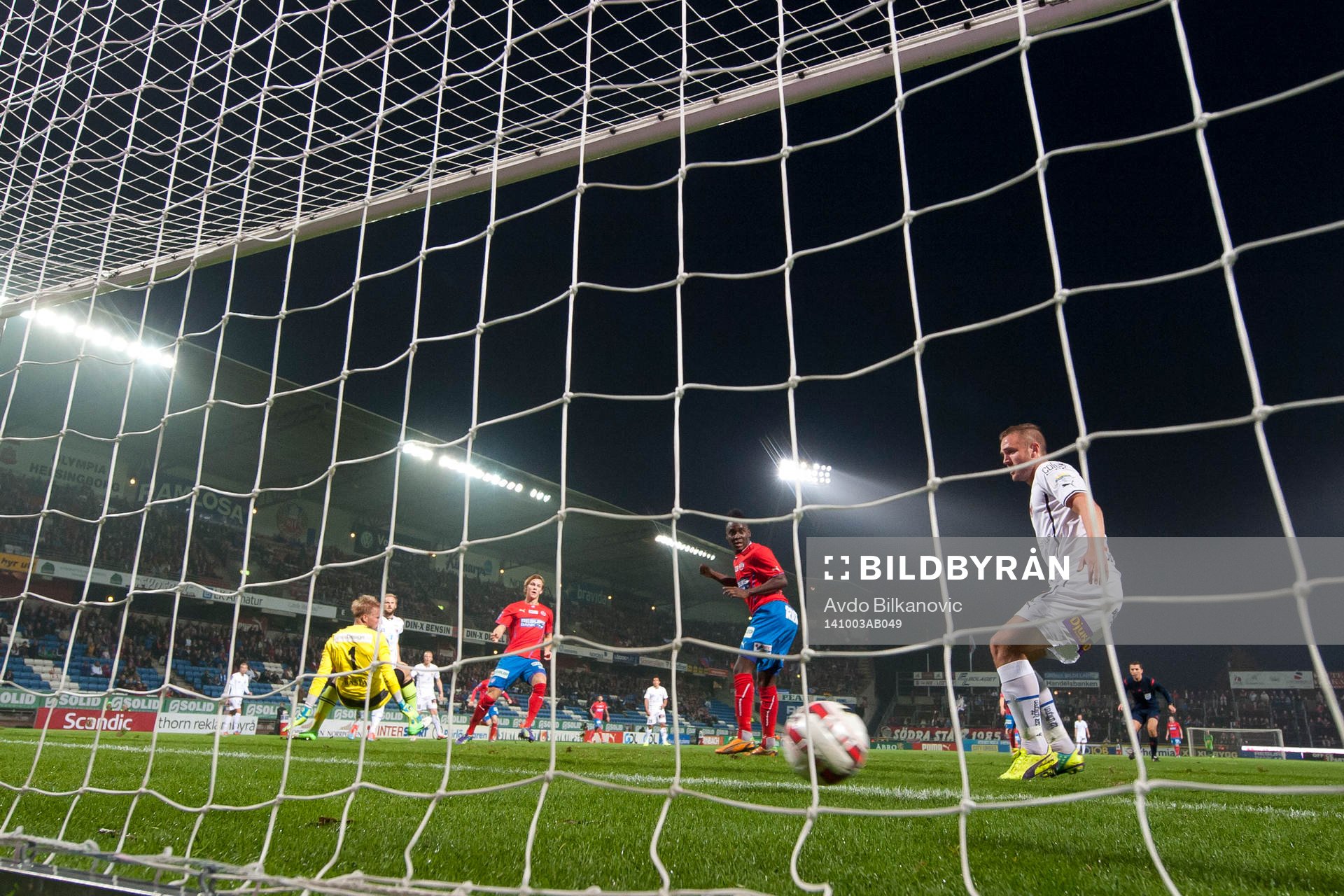 Helsingborgs Emil Krafth jublar