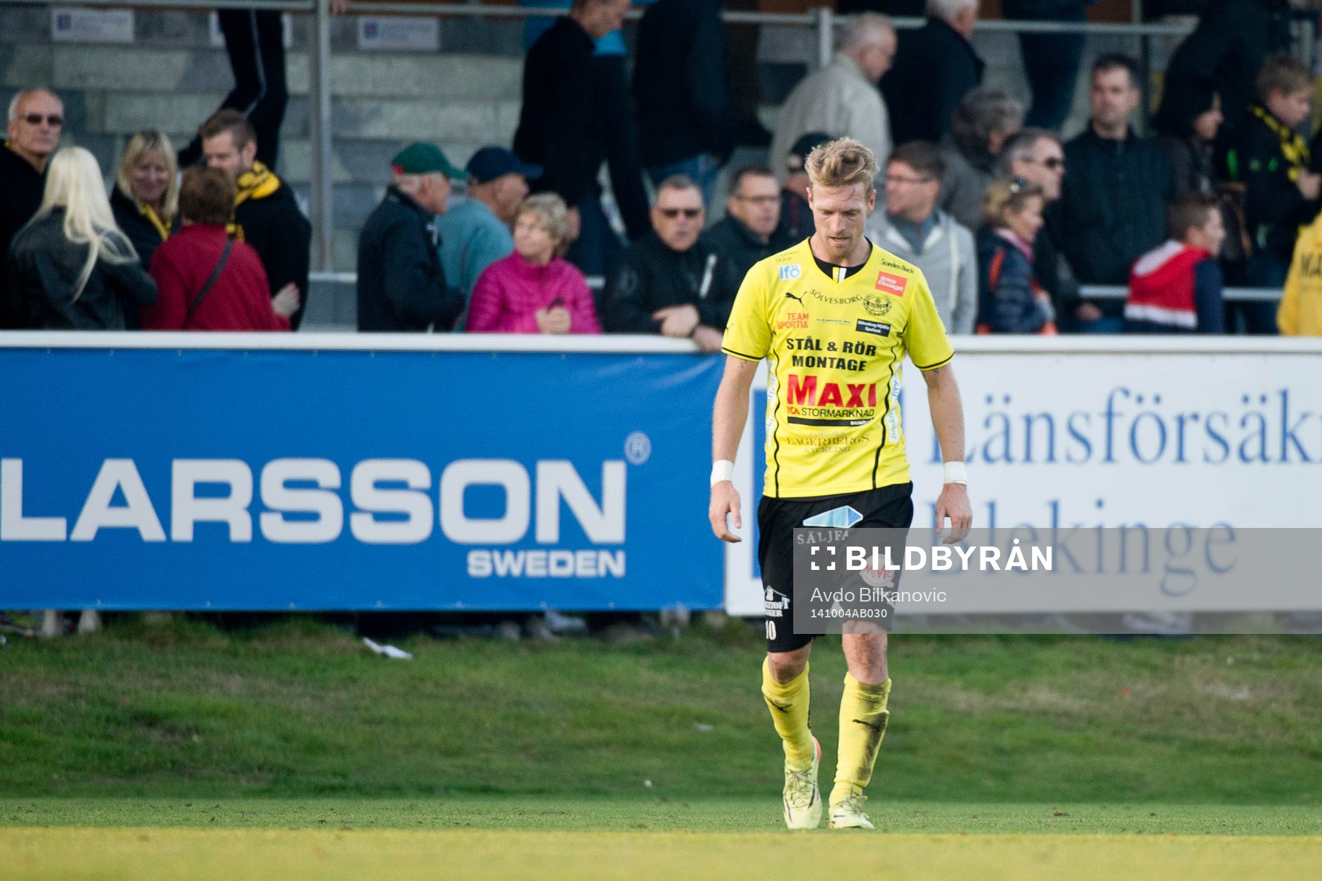 Mjällbys Christian Wilhelmsson  deppar