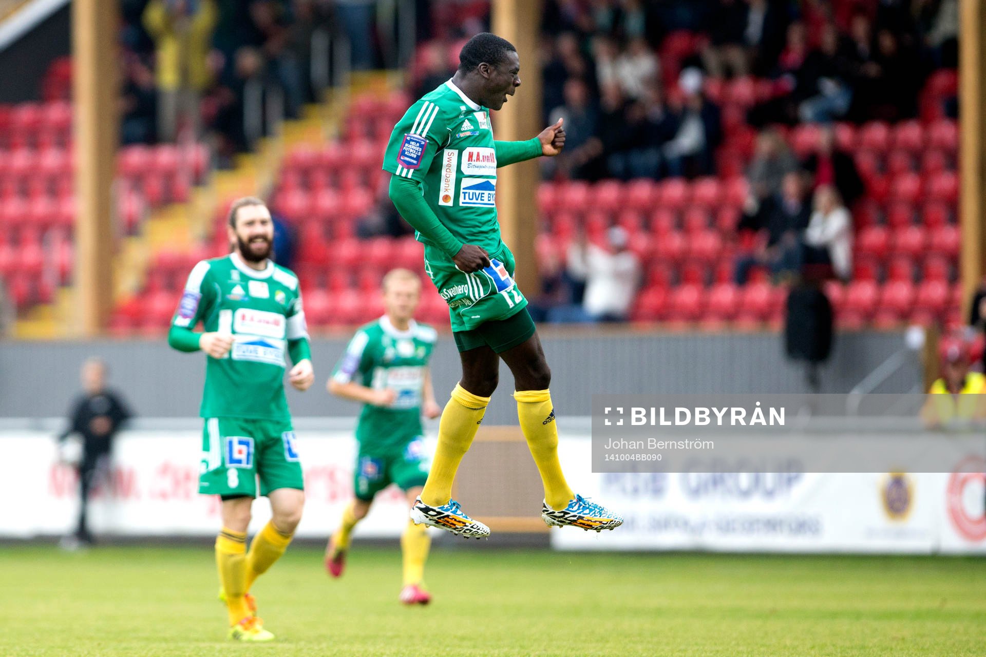 Ljungskiles Ken Sema jublar