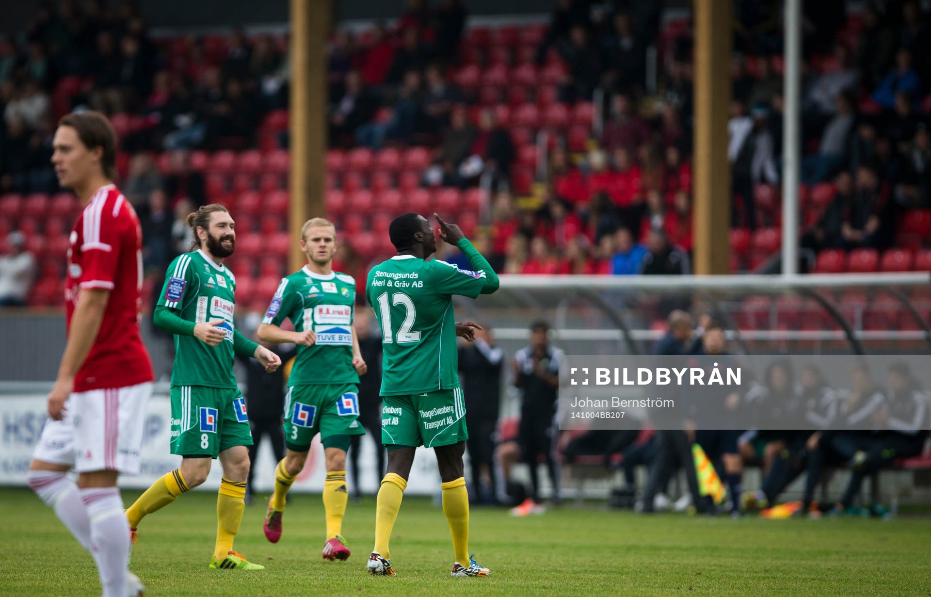 Ljungskiles Ken Sema gör 1-1