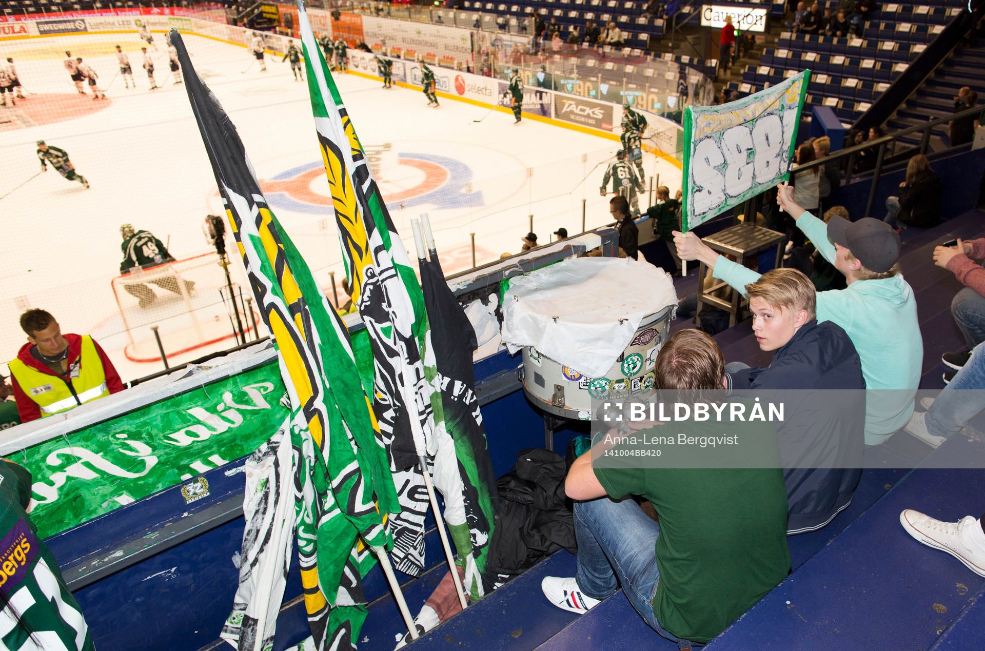 Färjestads supportrar på läktaren