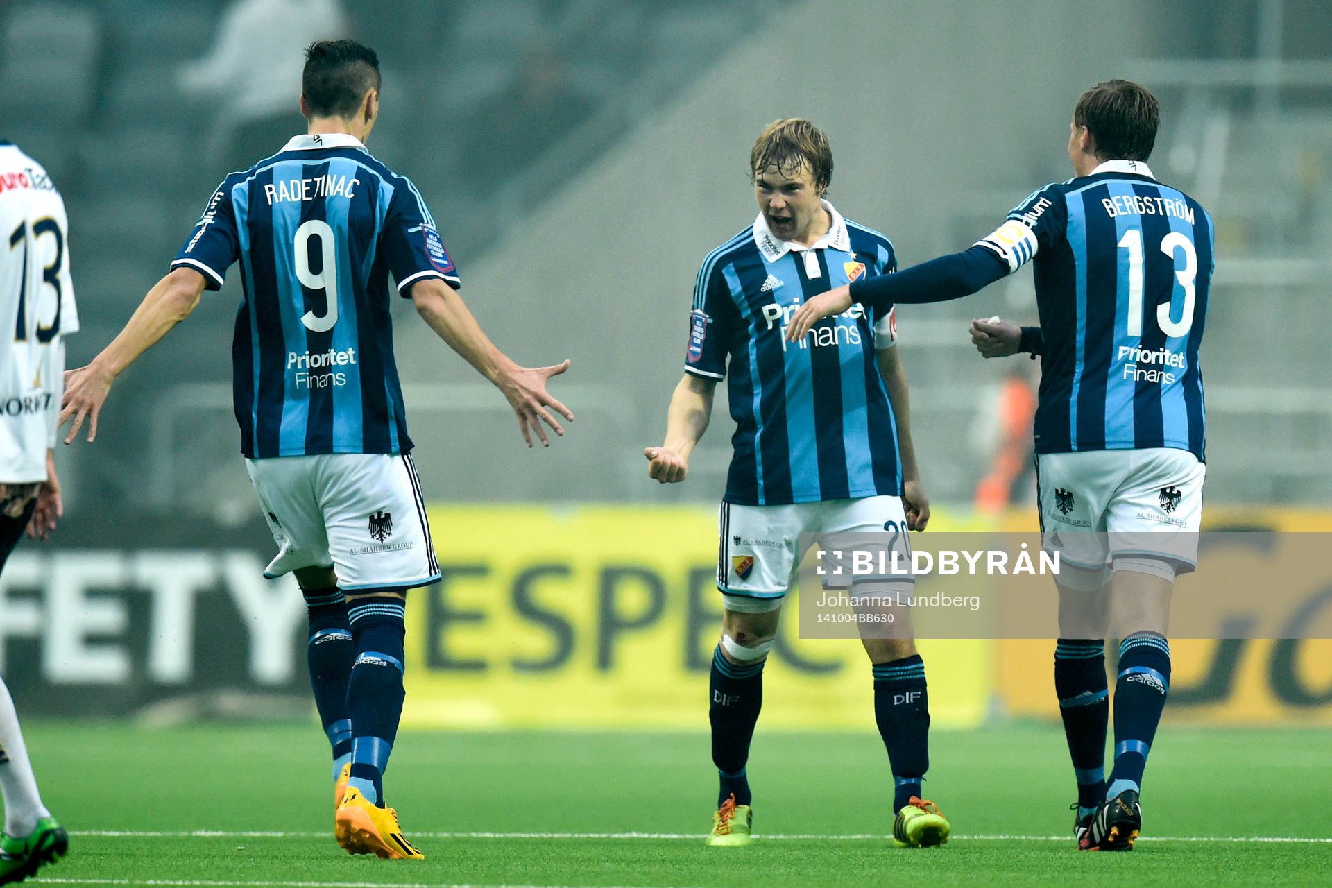 Djurgårdens Simon Tibbling jublar