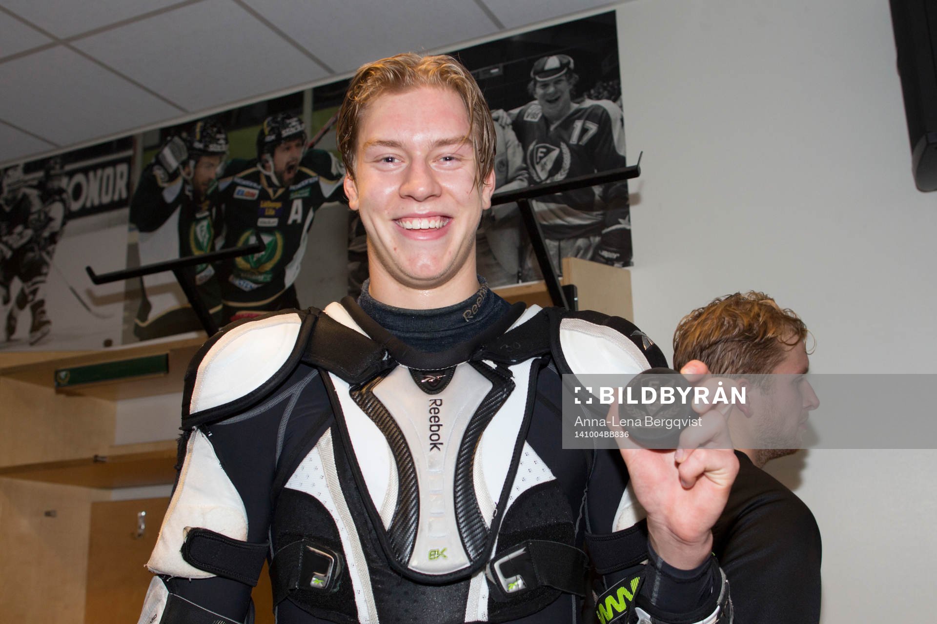 Färjestads Victor Ejdsell med pucken