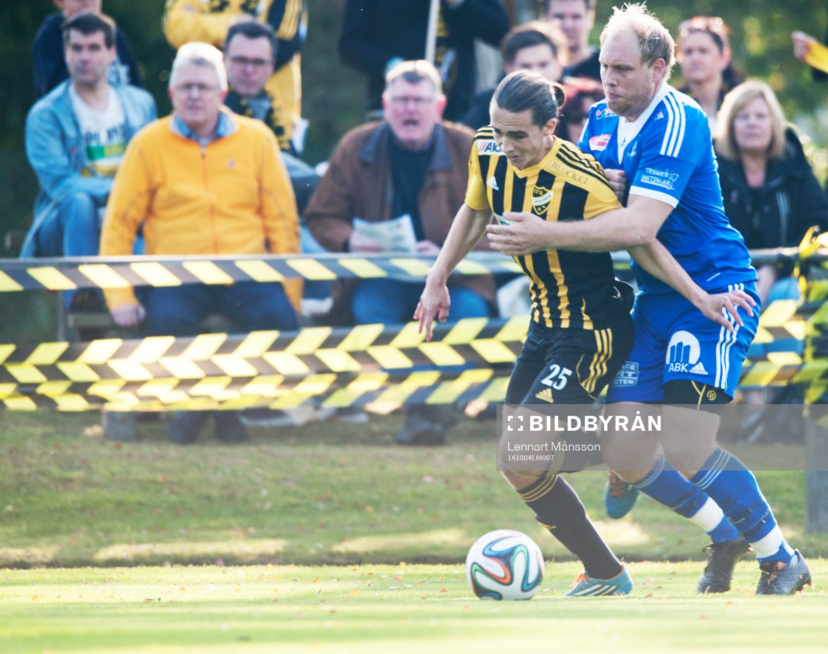 IFK Hässleholms Anton Pramberg i matchen i division 3