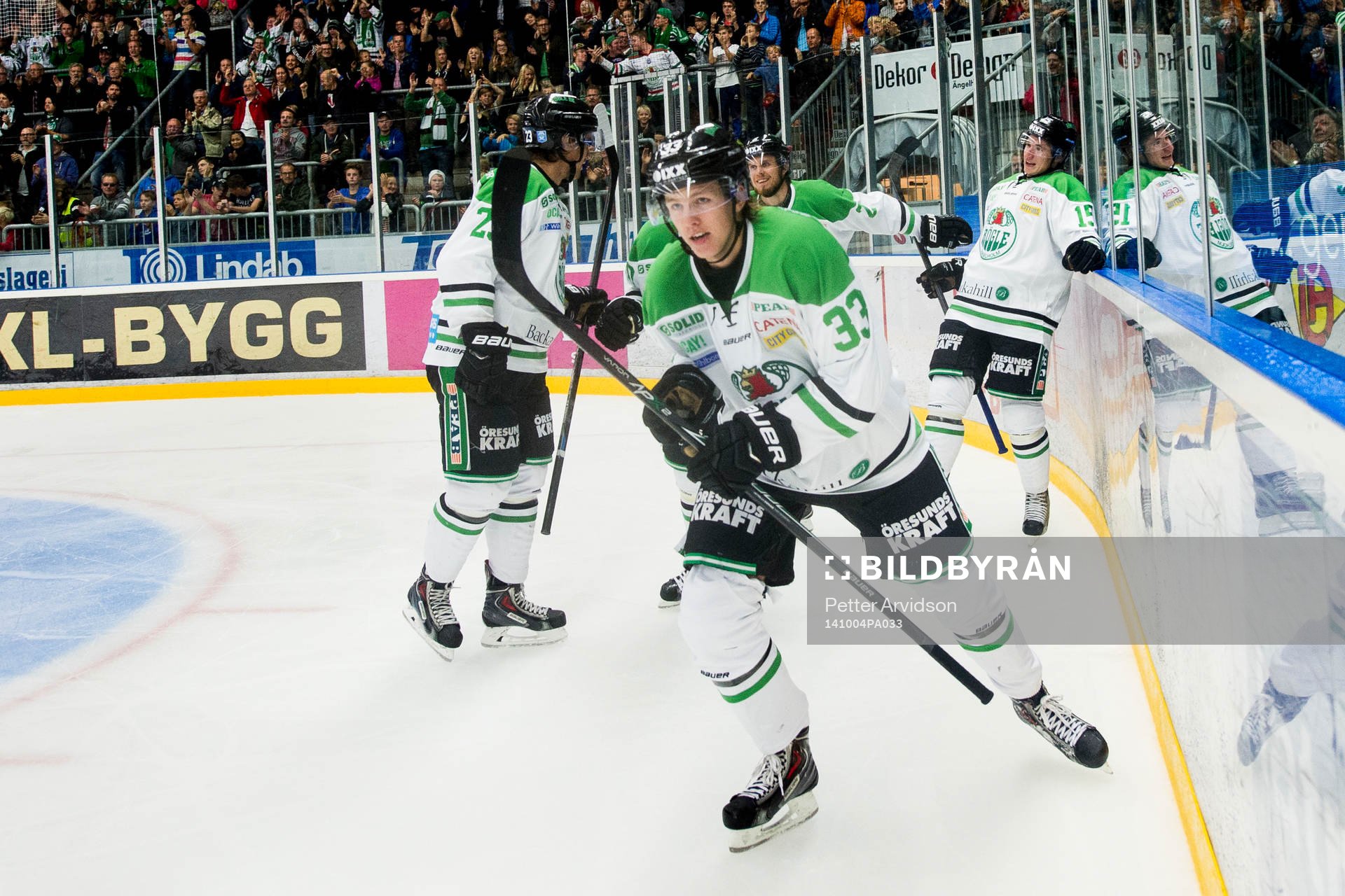 Rögles Niklas Hansson jublar