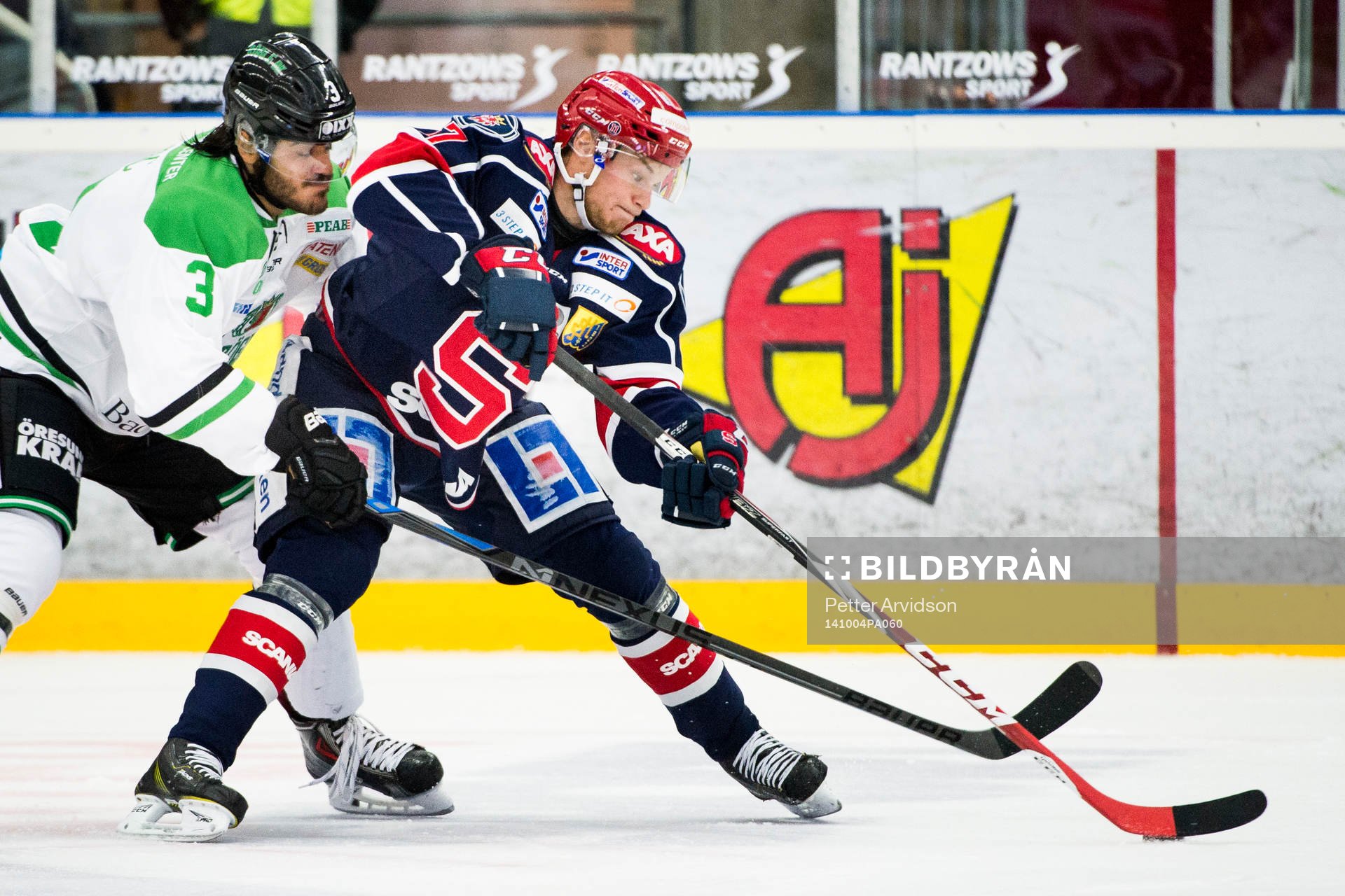 Rögles Almen Bibic och Södertäljes Jonas Engström
