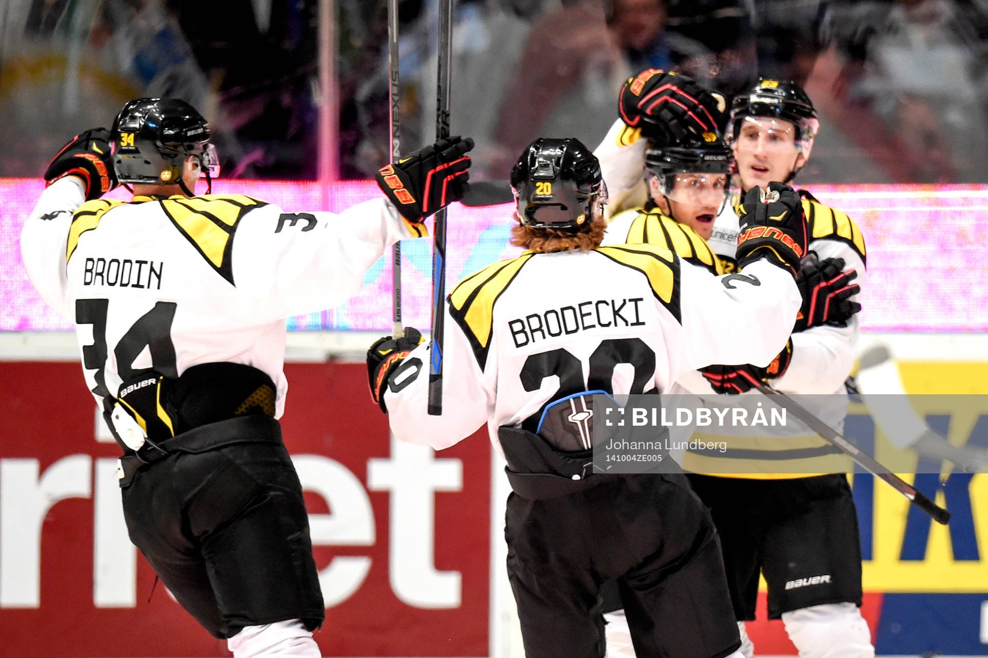 Brynäs Bill Sweatt jublar
