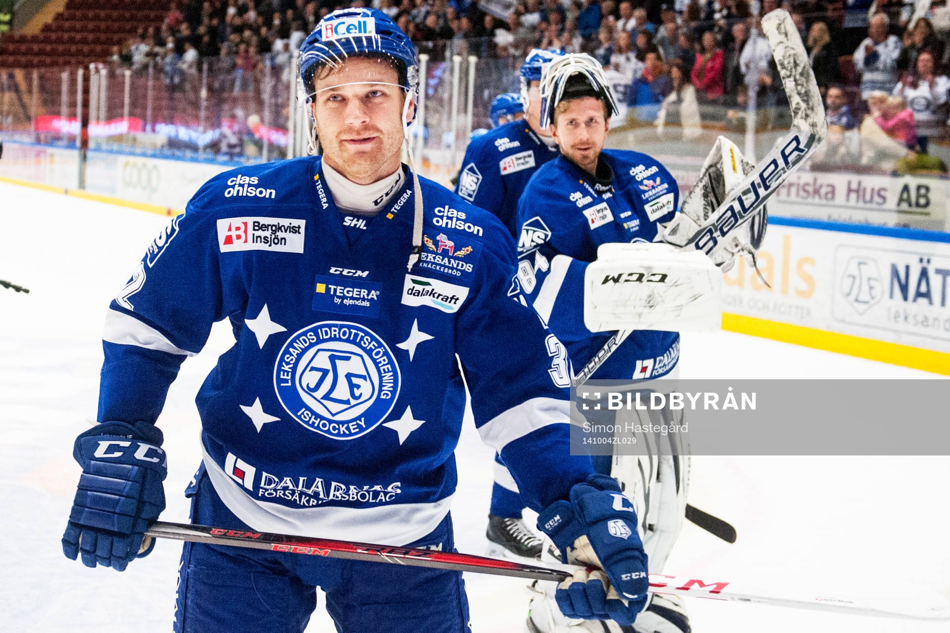 Leksands Jens Bergenström och Leksands målvakt Joakim