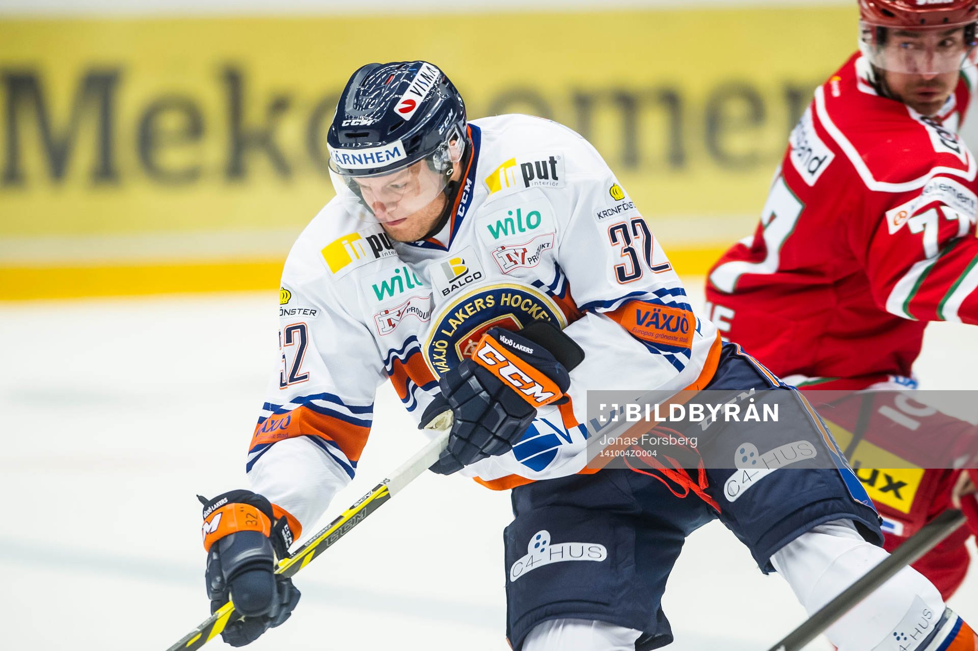 Växjös Nick Johnson och Modos Travis Roche