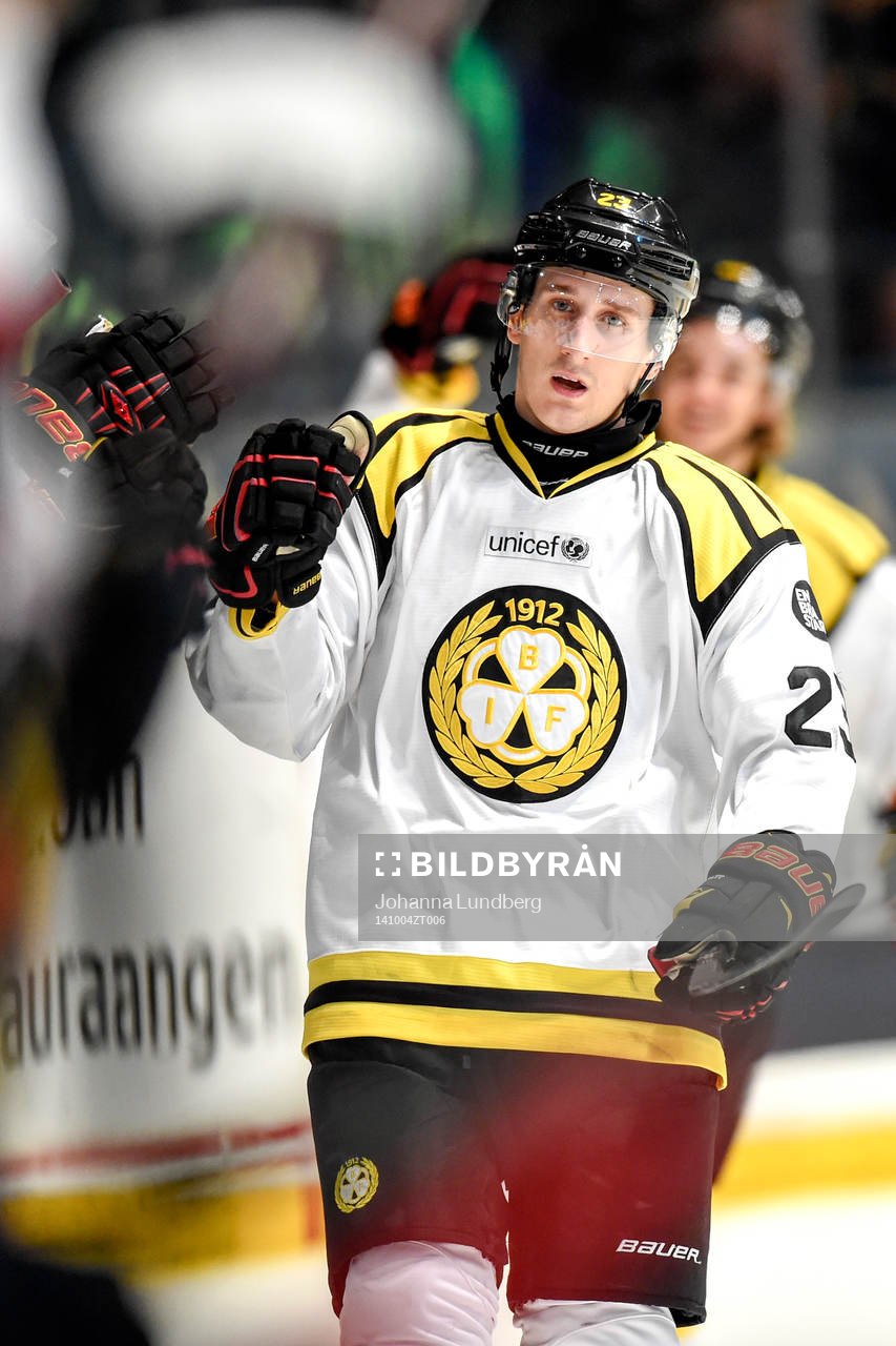 Brynäs Bill Sweatt jublar