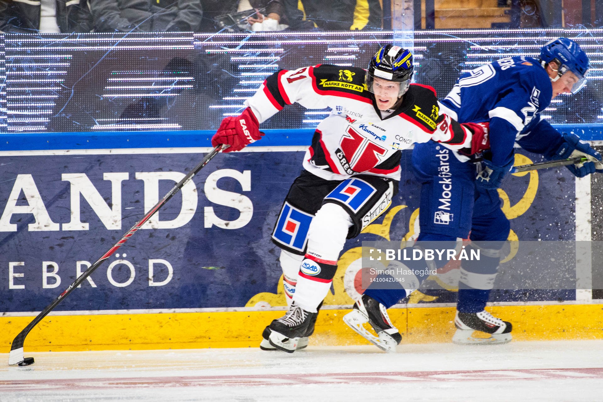 Örebros Jakub Krejcik och Leksands Martin Grönberg