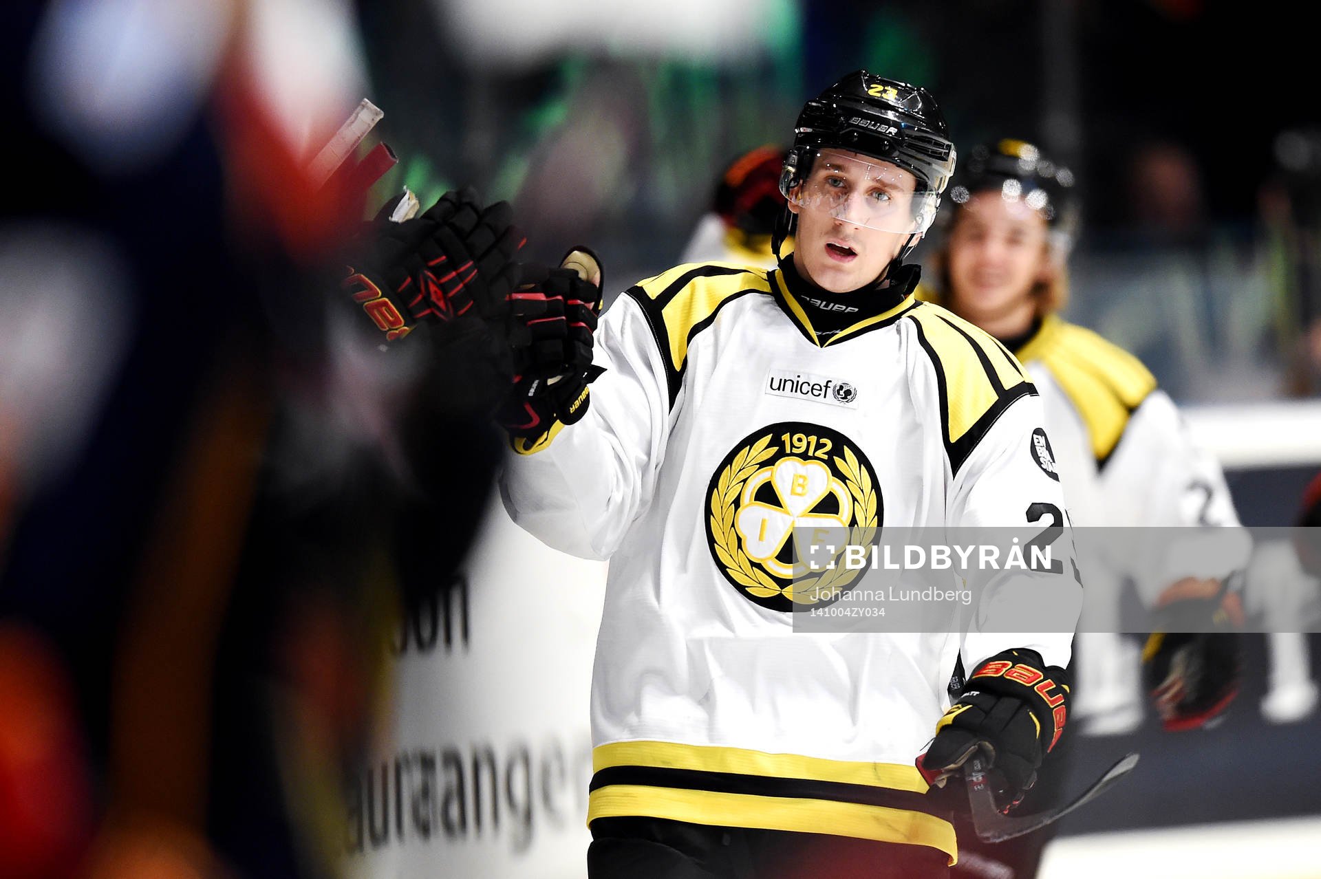 Brynäs Bill Sweatt jublar
